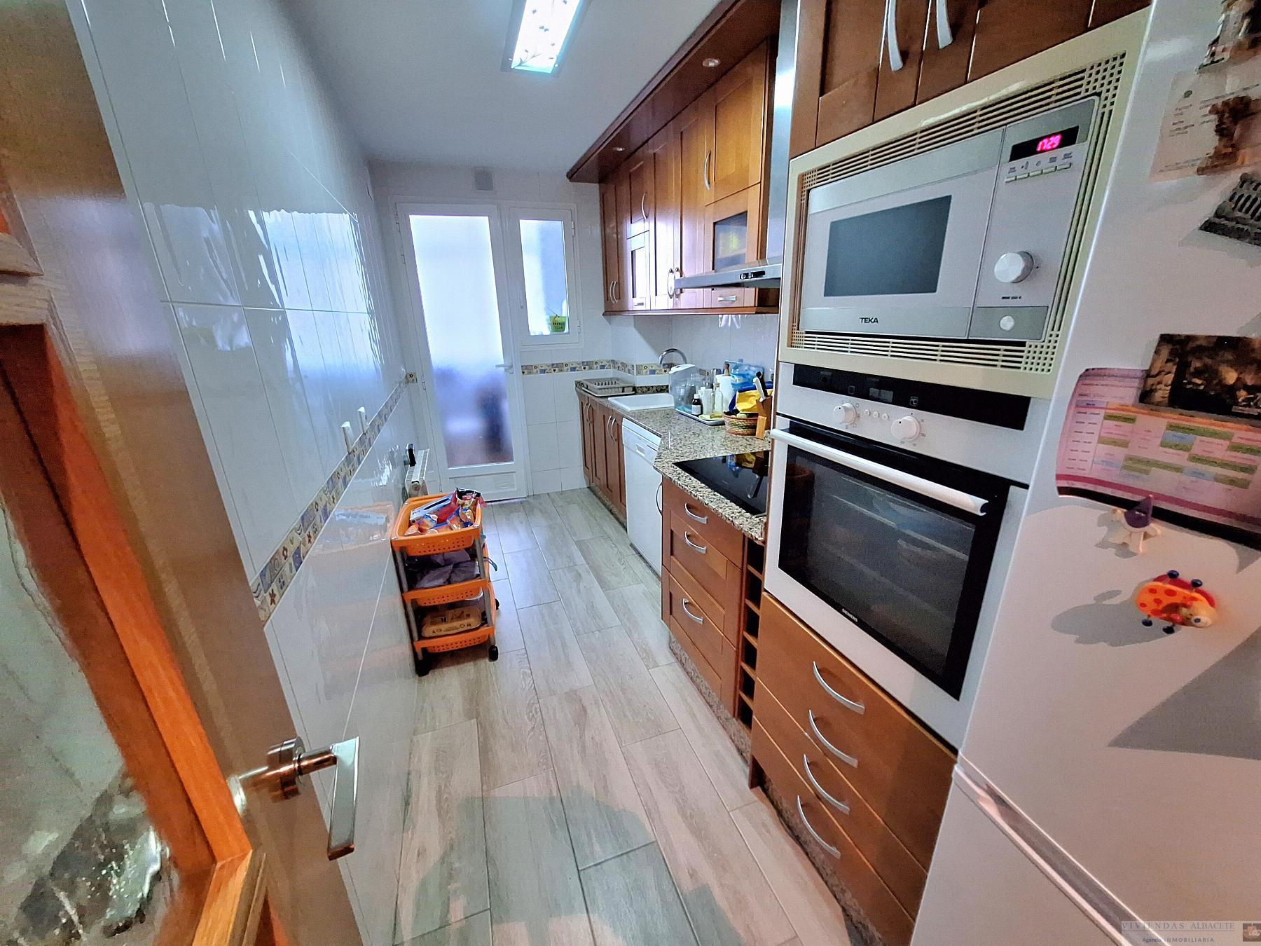 For sale of flat in Albacete