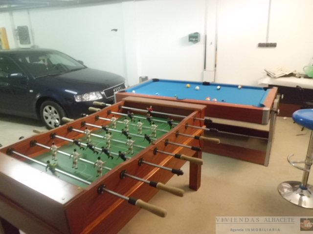 For sale of chalet in Albacete