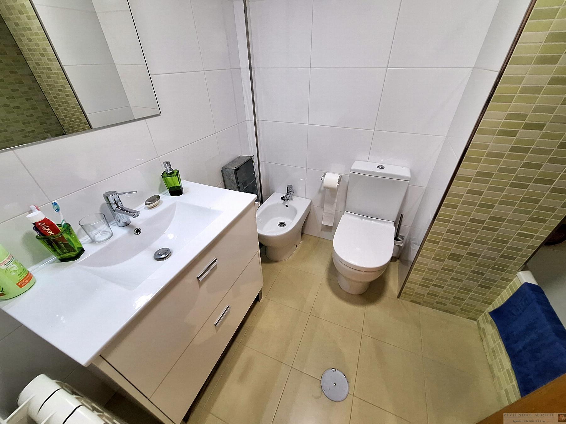 For sale of chalet in Albacete