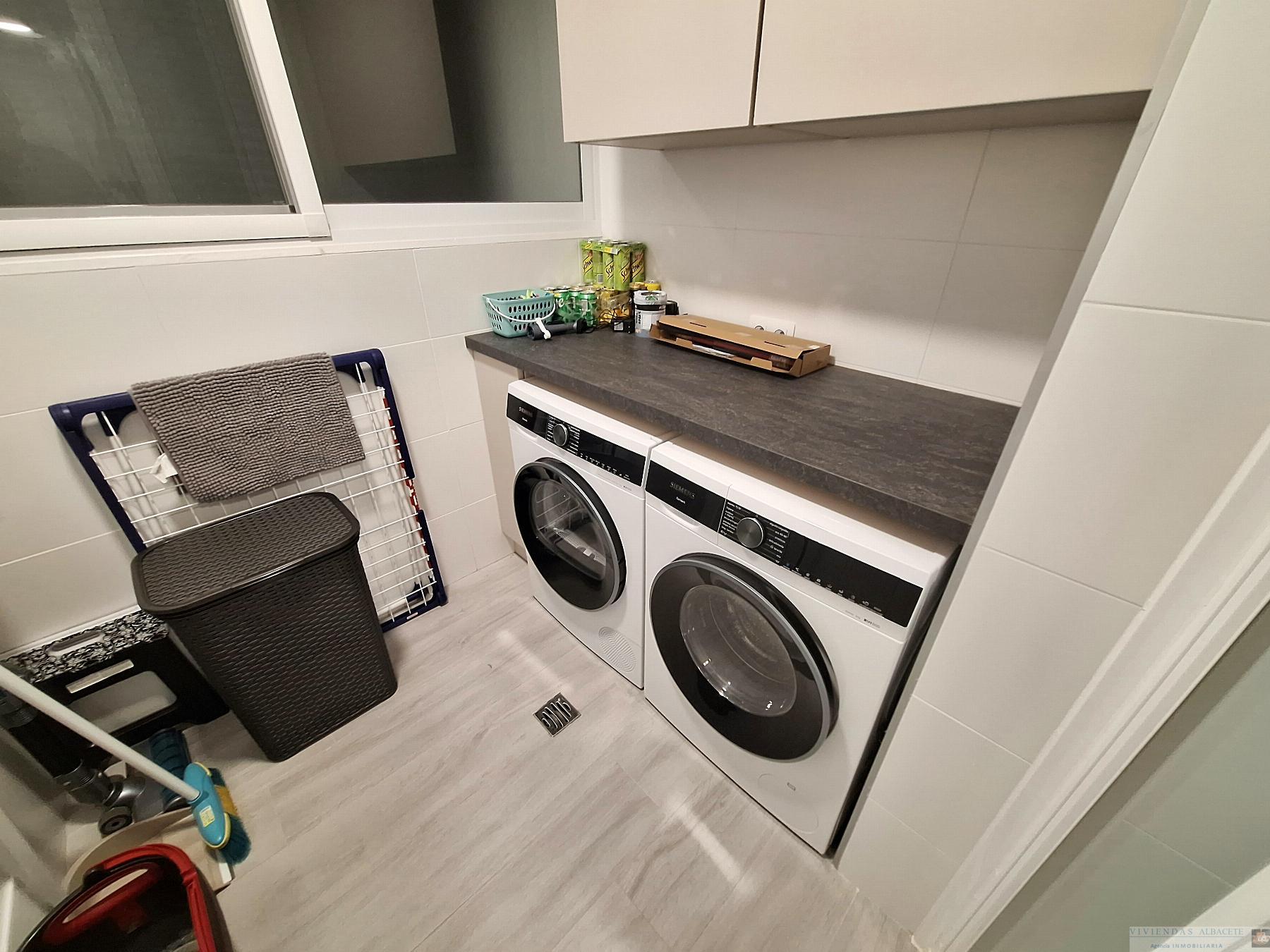 For sale of flat in Albacete