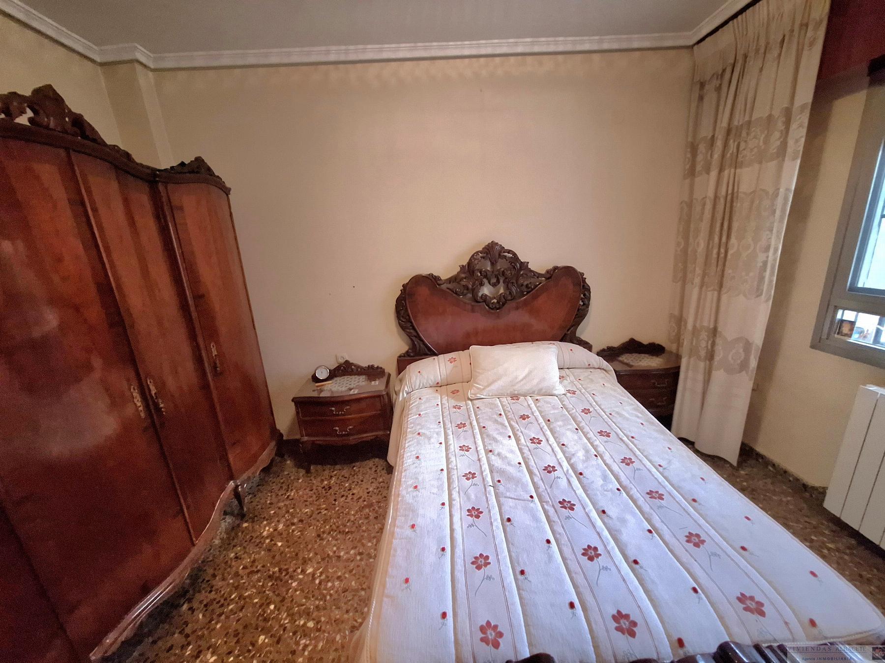 For sale of flat in Albacete