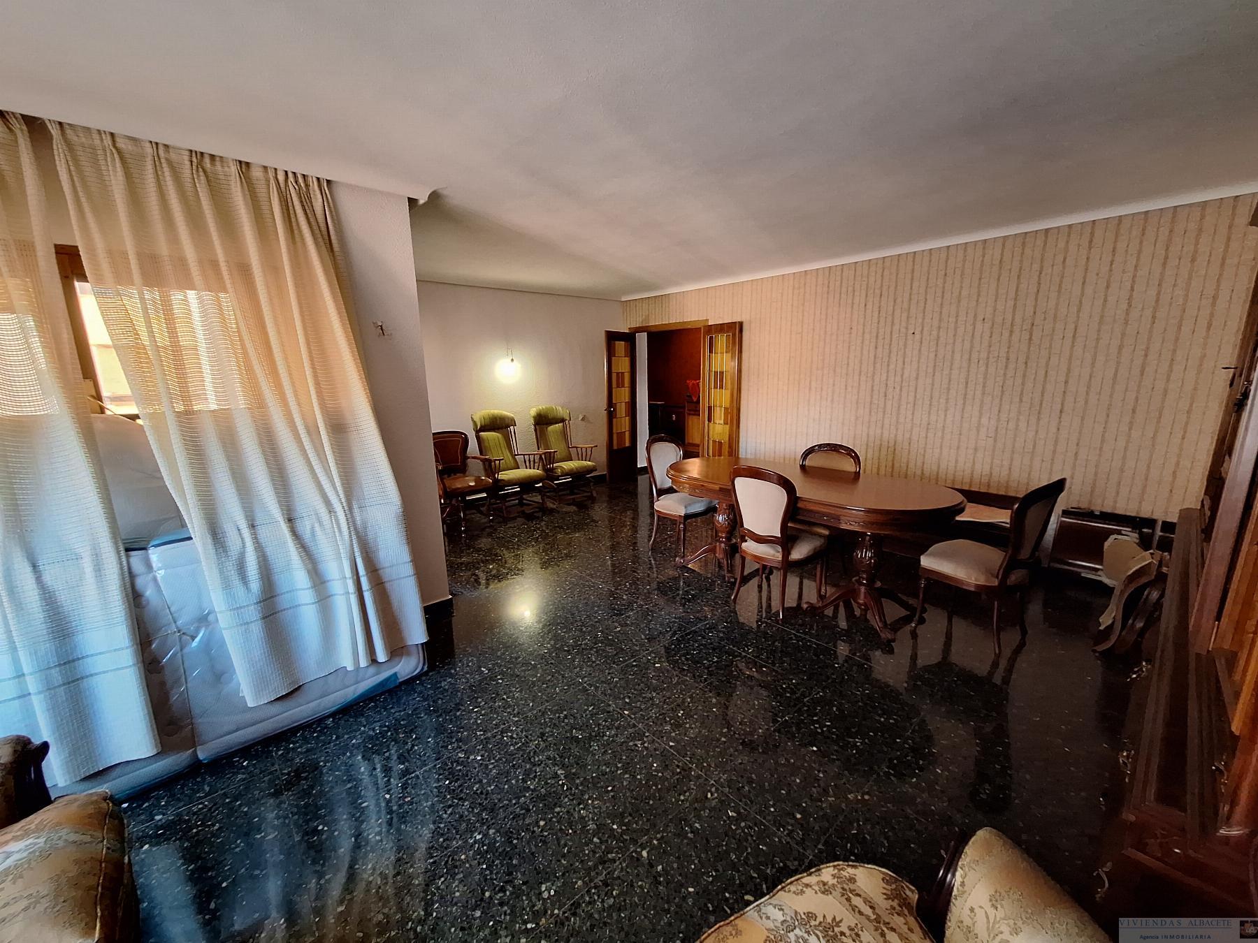 Venta de piso en Albacete