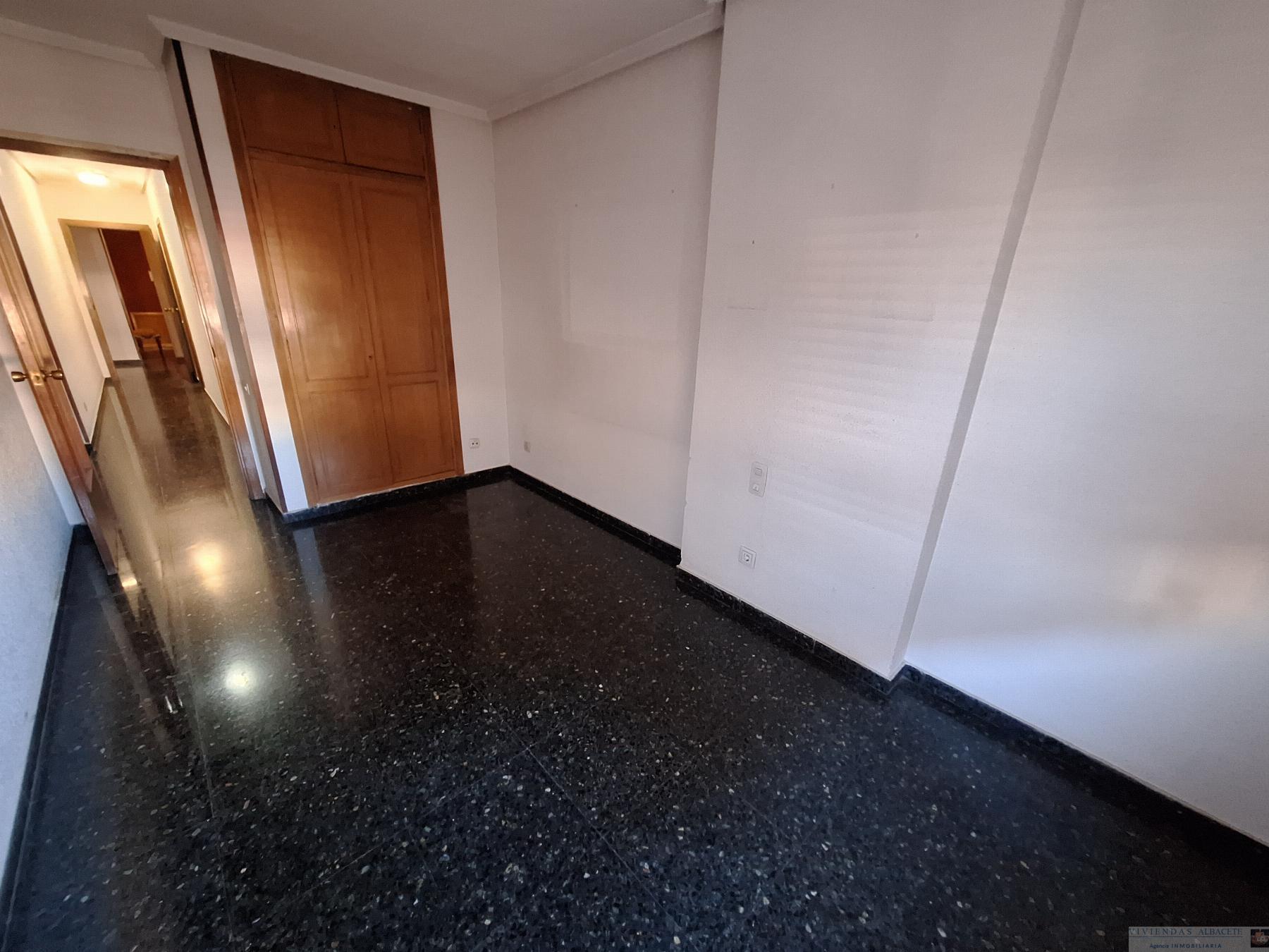 Venta de piso en Albacete