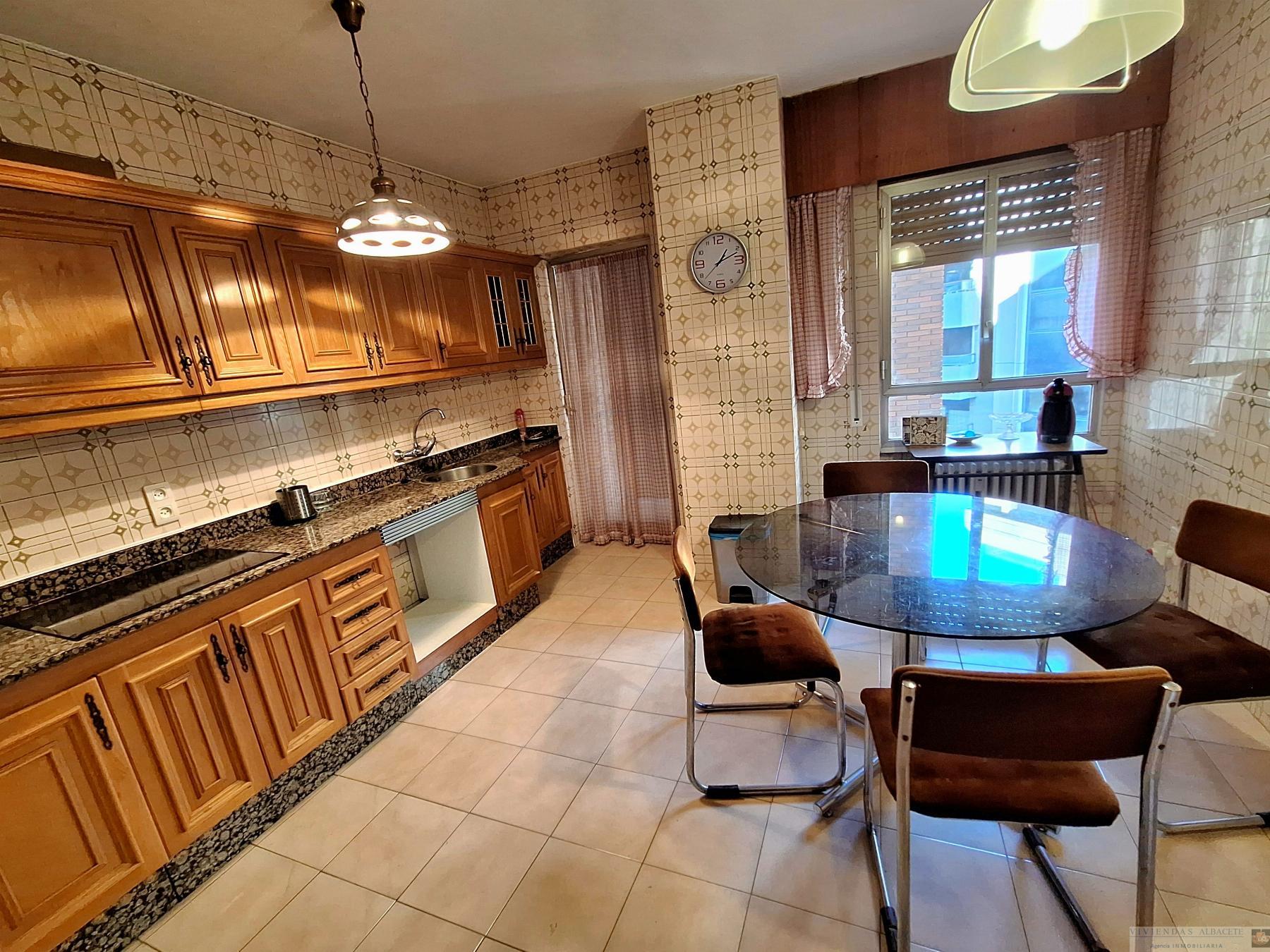 Venta de piso en Albacete