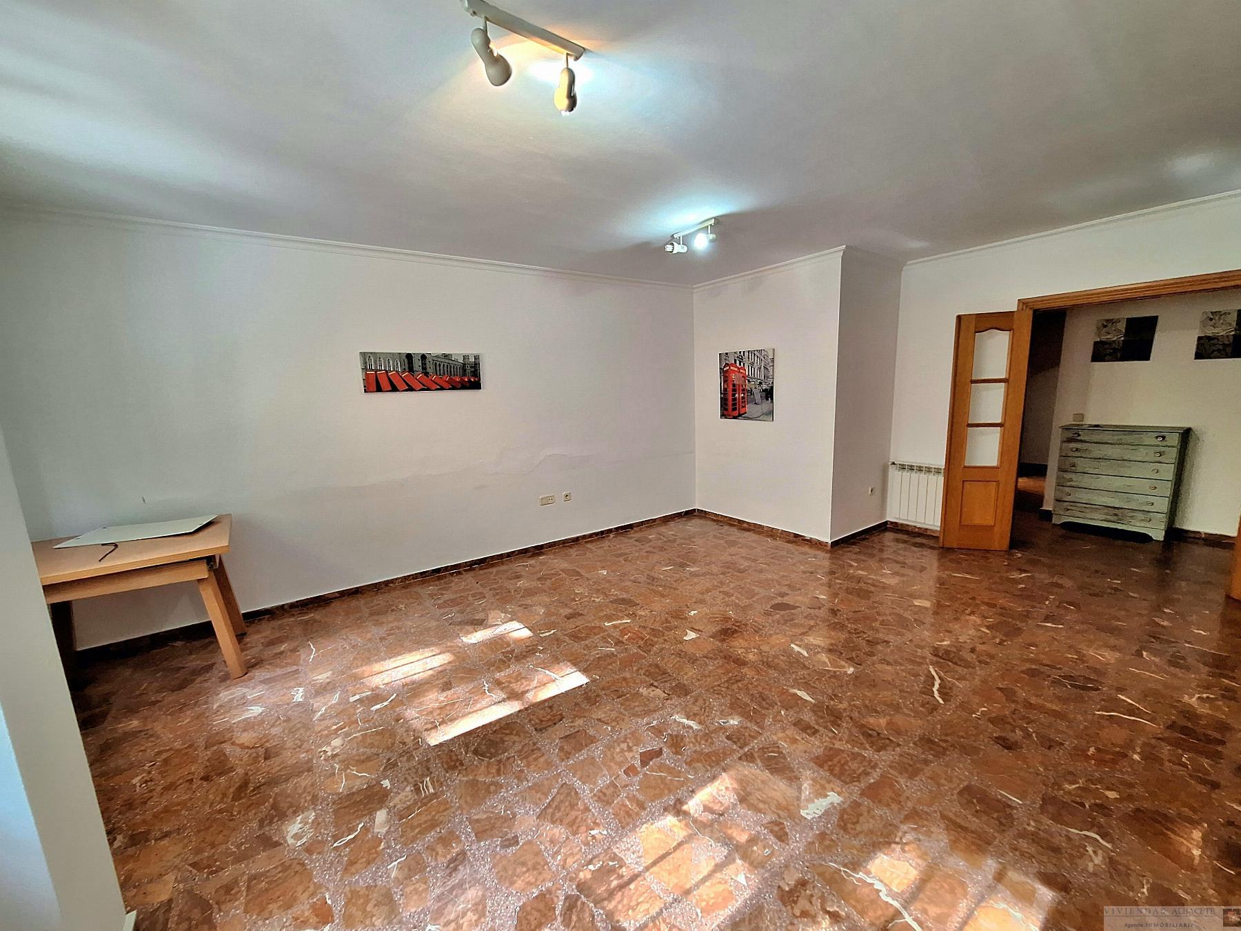 Venta de piso en Chinchilla de Monte-Aragón