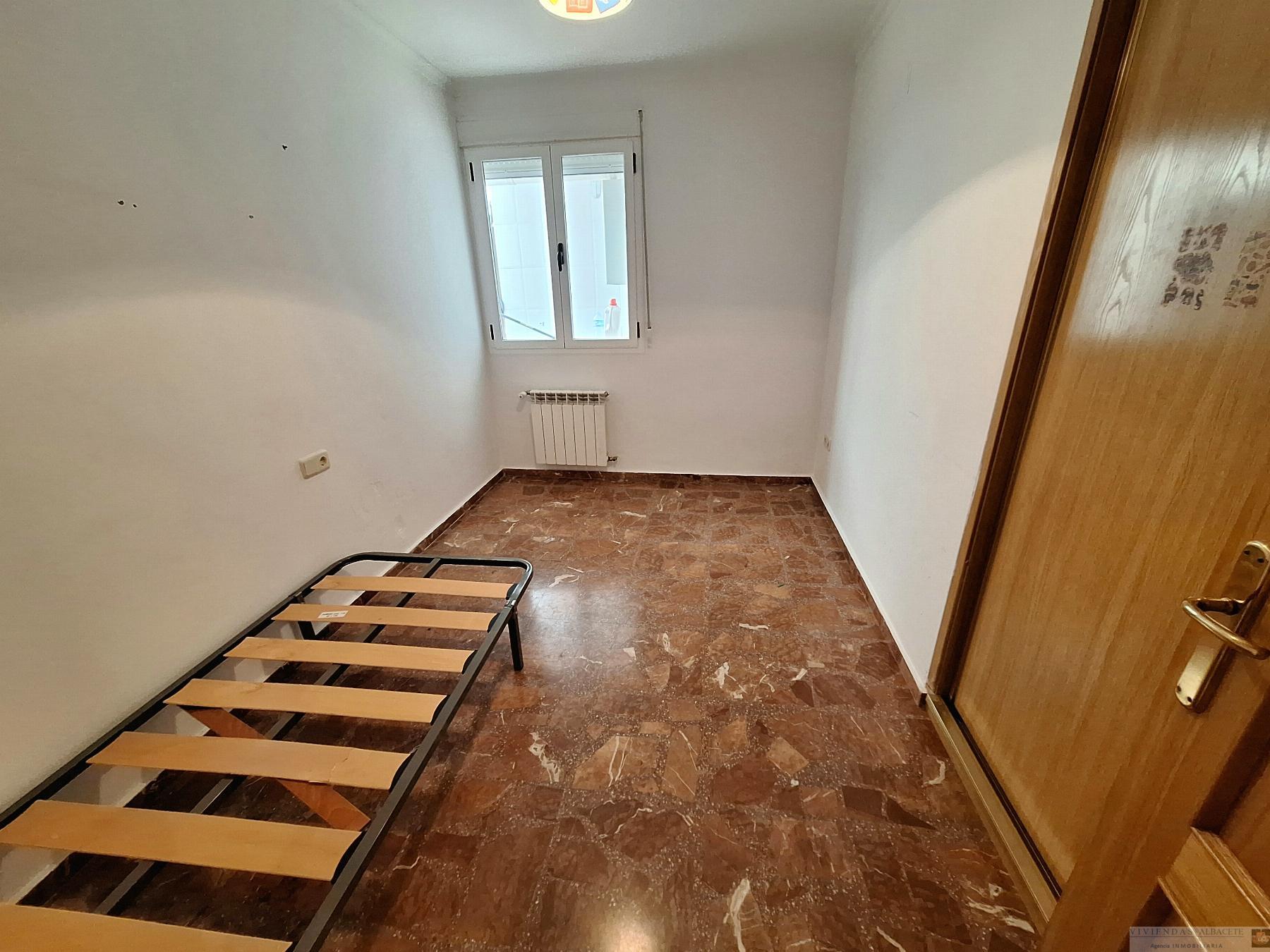 Venta de piso en Chinchilla de Monte-Aragón