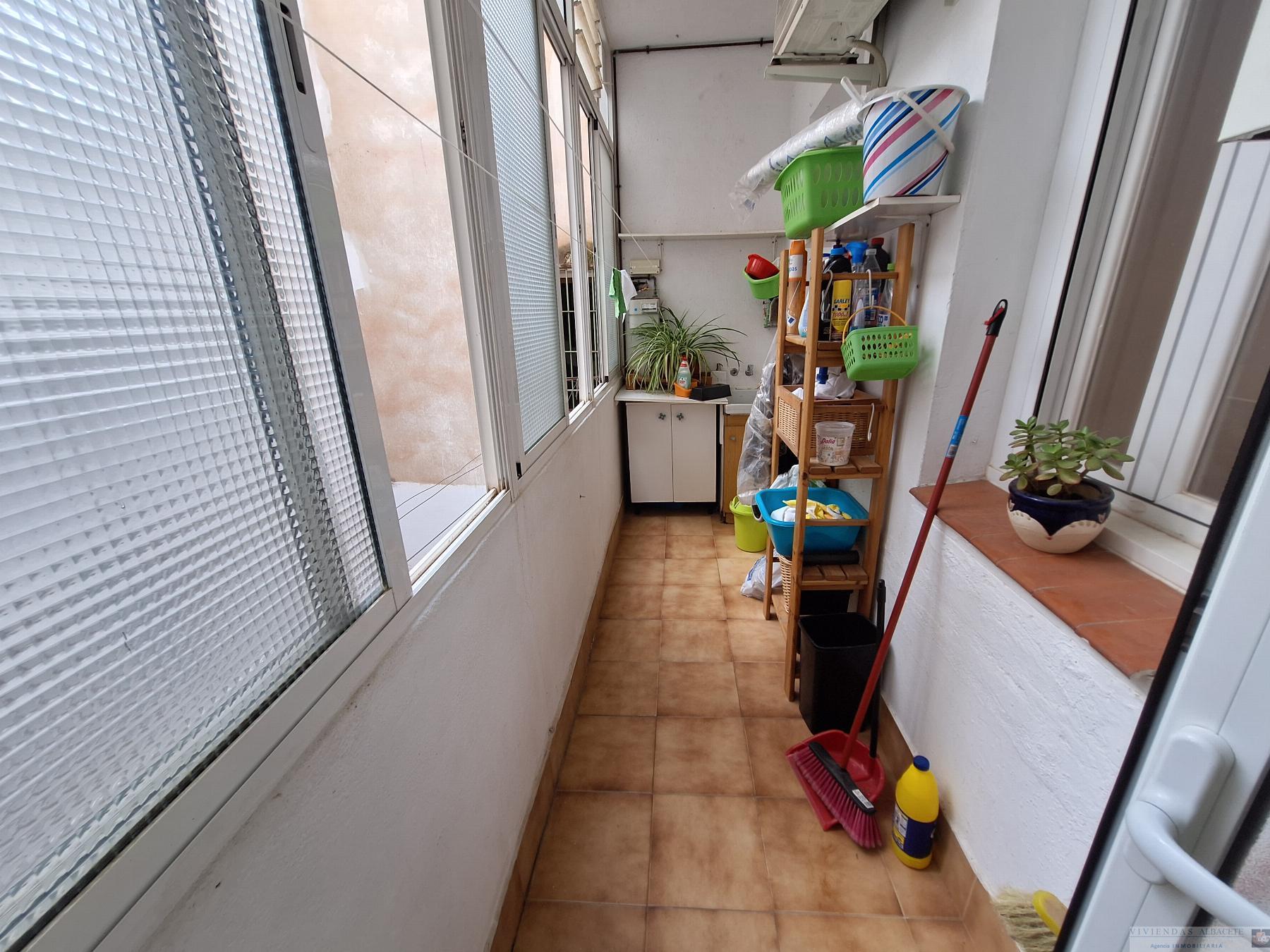 For sale of flat in Albacete