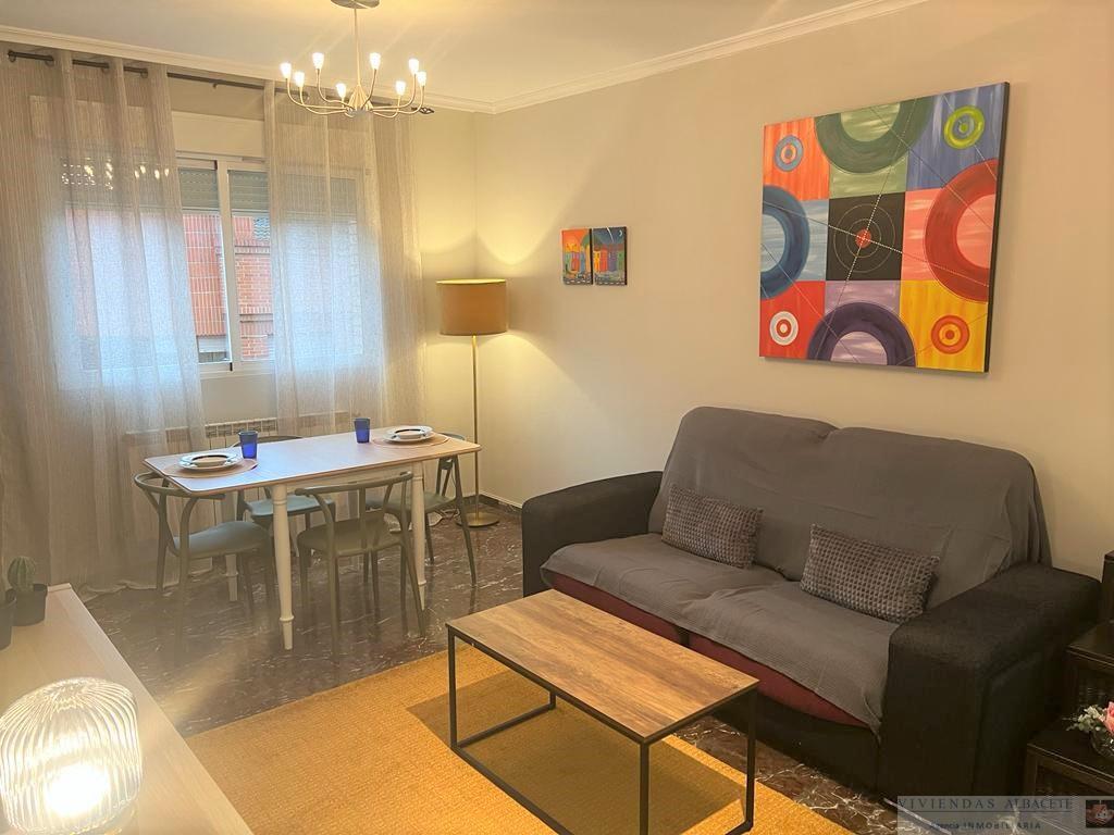 For rent of apartment in Albacete