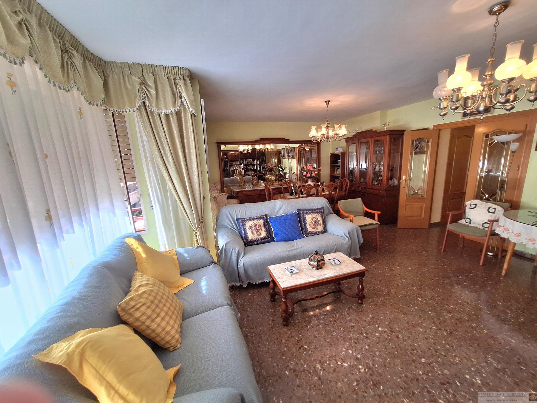 Venta de piso en Albacete