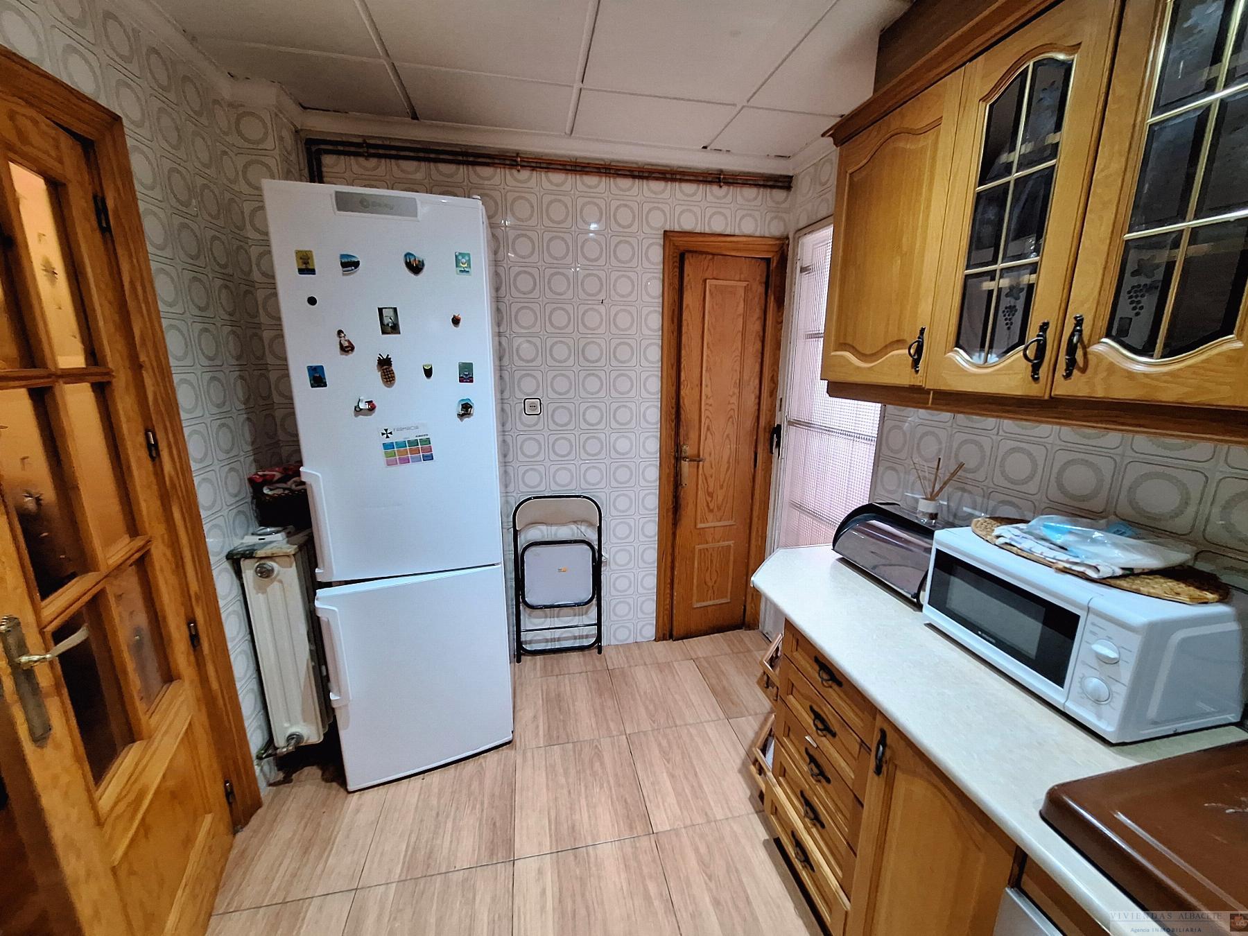 For sale of flat in Albacete