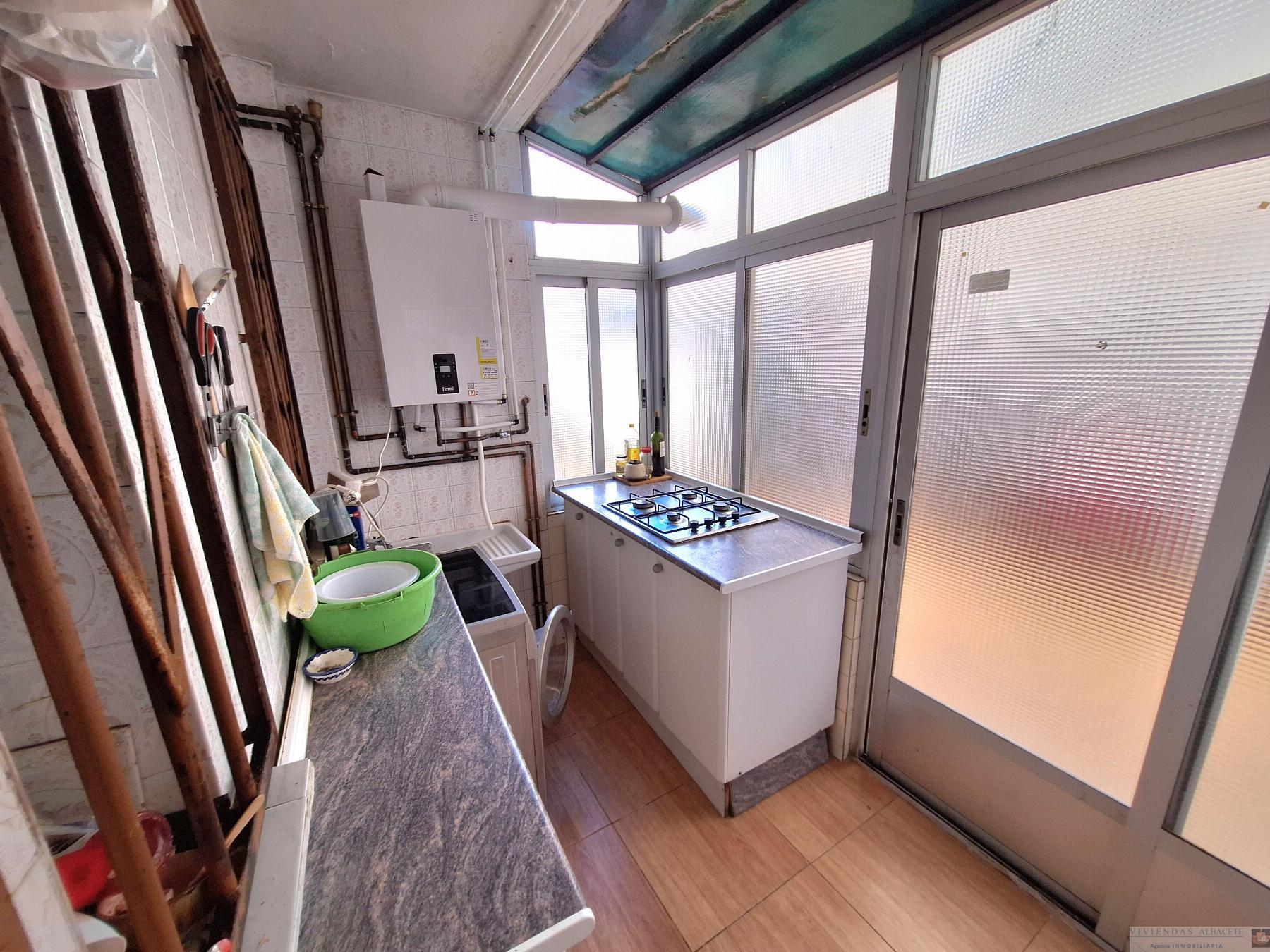 For sale of flat in Albacete