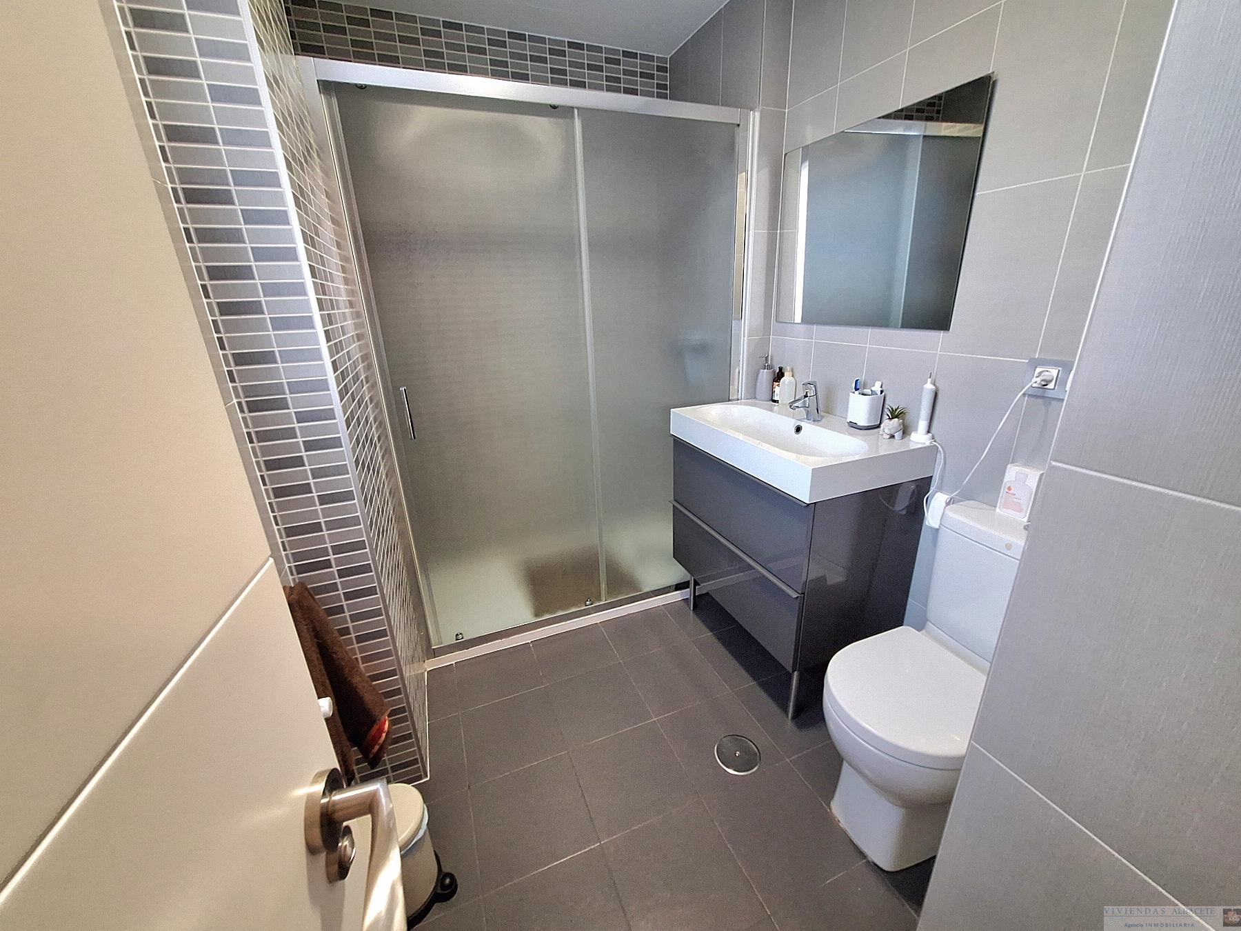For sale of penthouse in Albacete