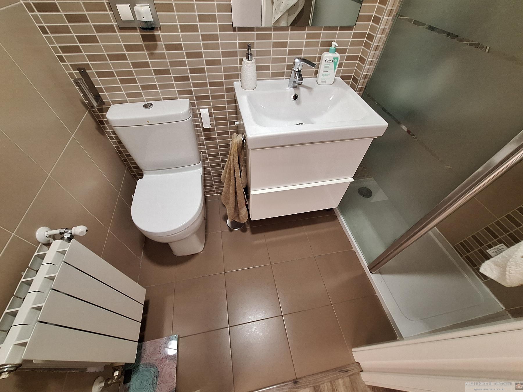 For sale of penthouse in Albacete