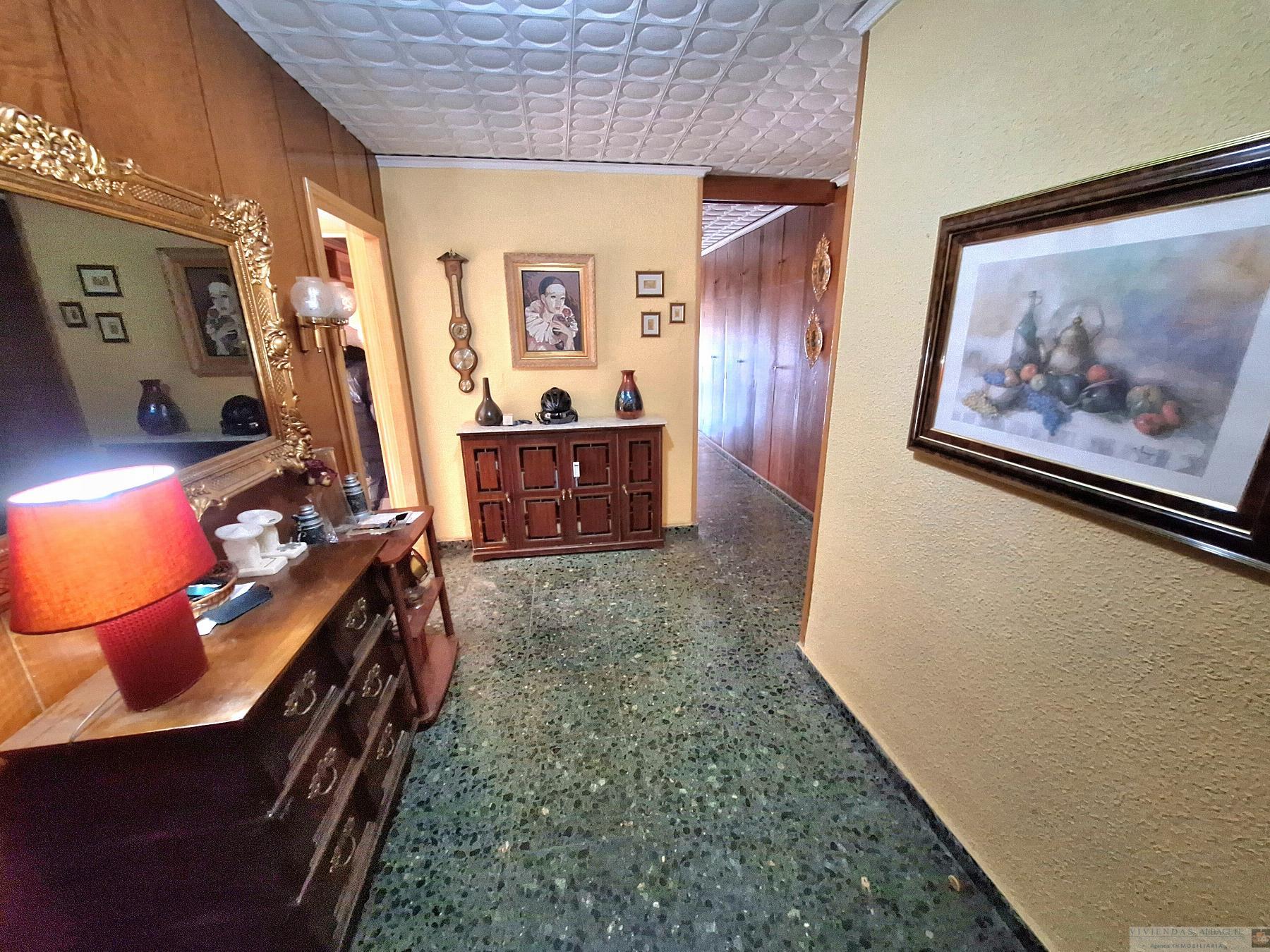 For sale of flat in Albacete