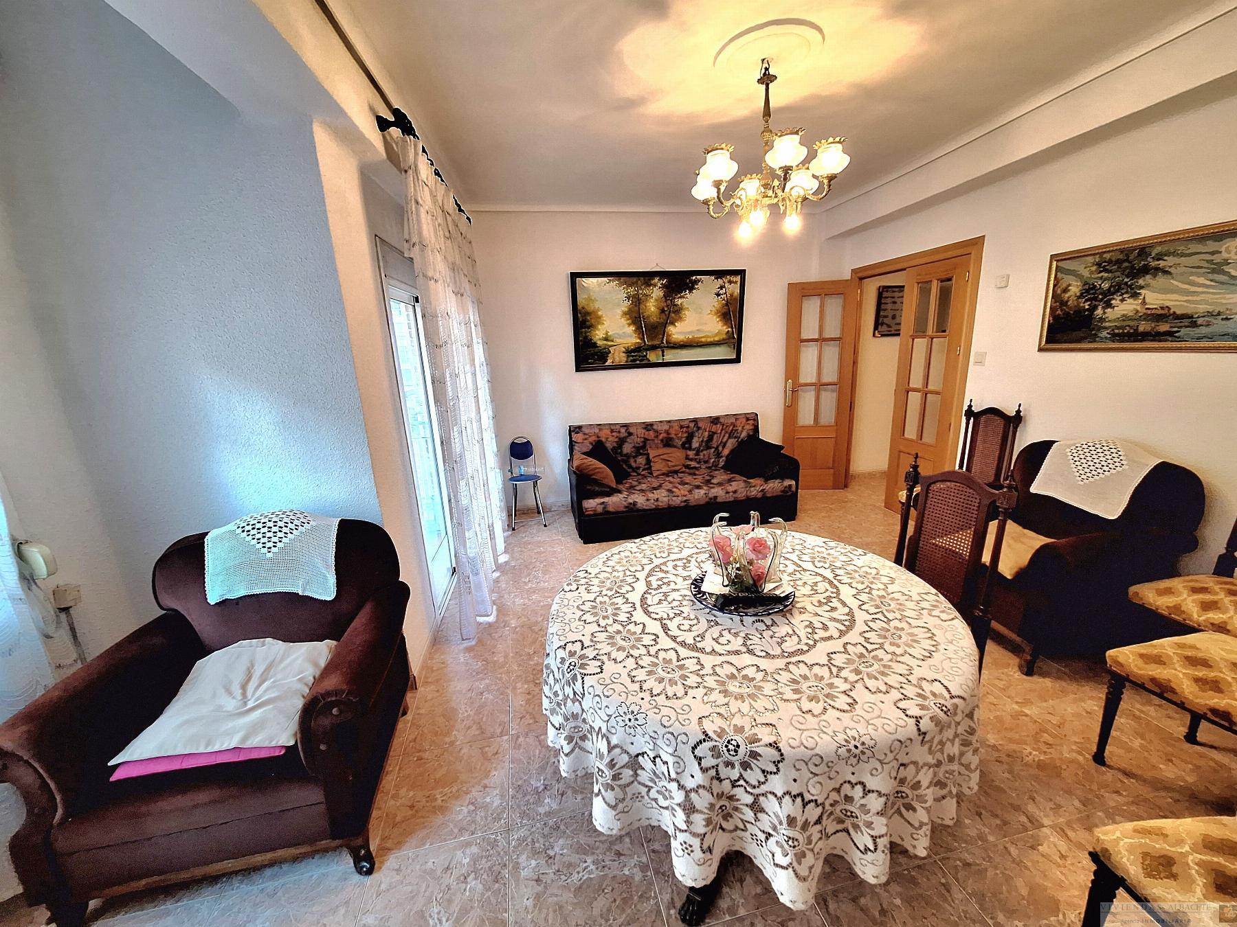 For sale of flat in Albacete