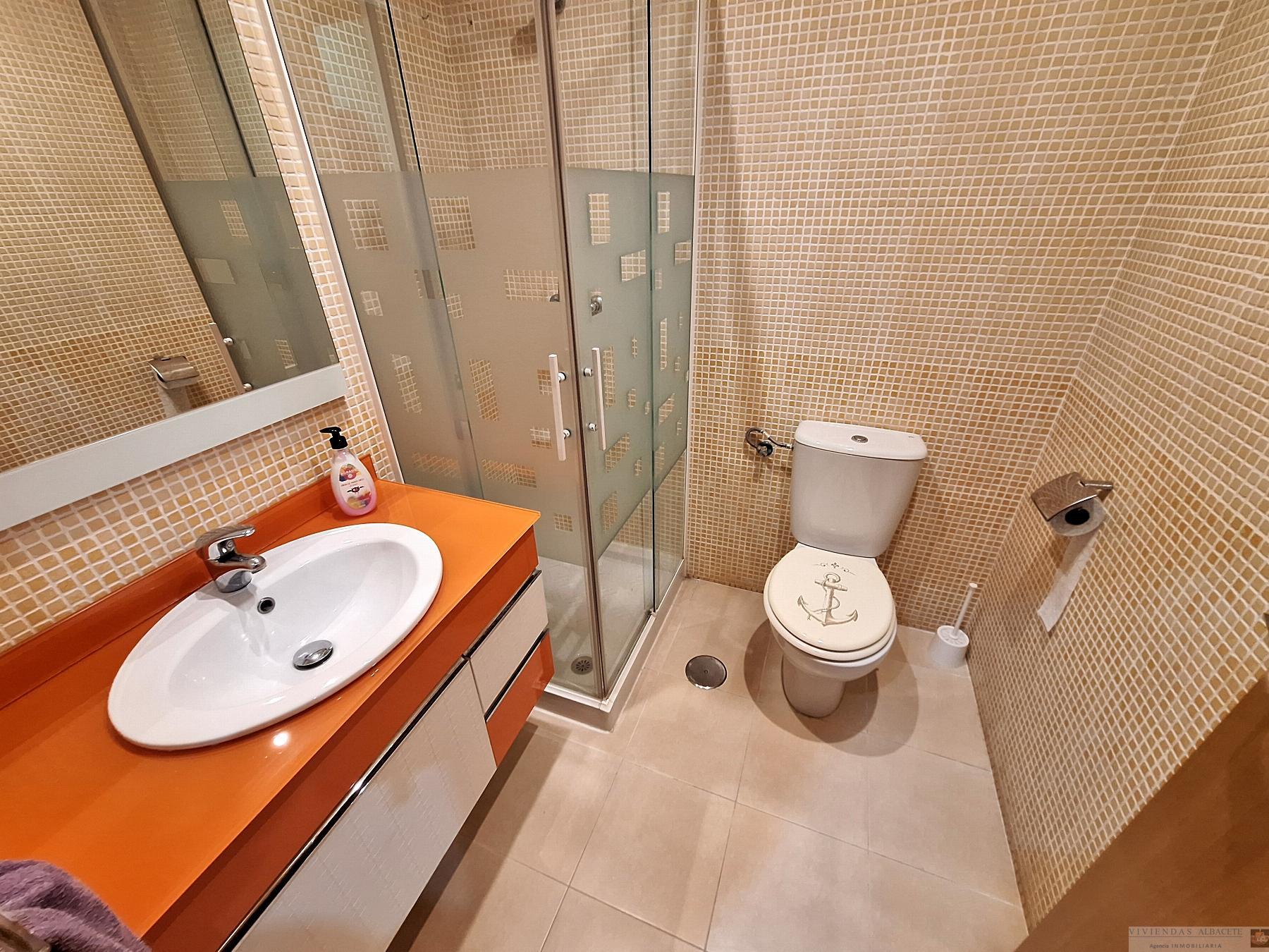 For sale of flat in Albacete