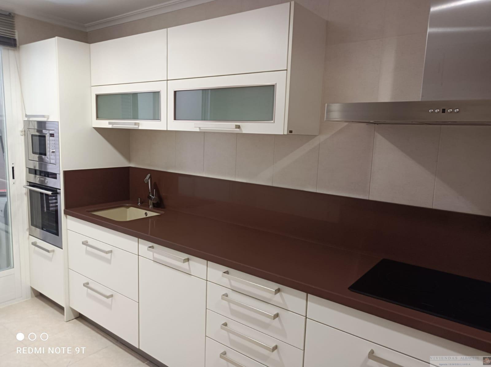 For rent of flat in Albacete