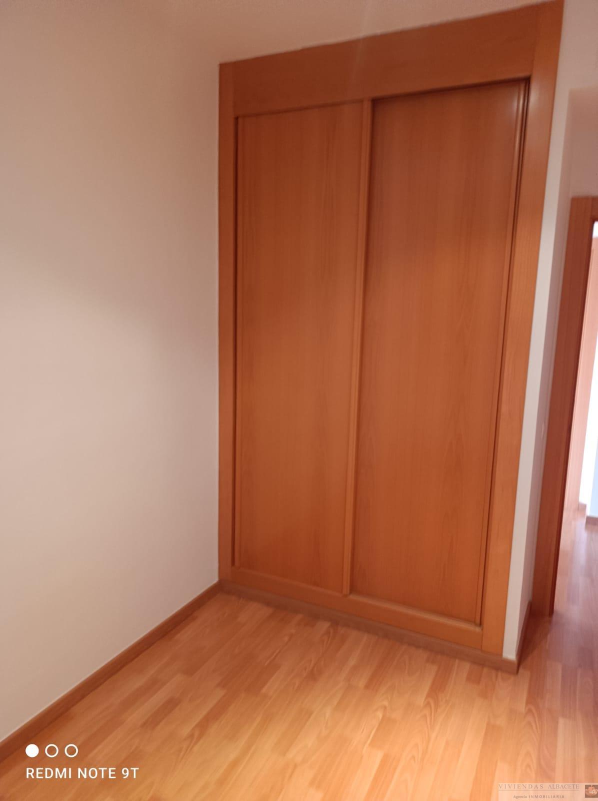 For rent of flat in Albacete