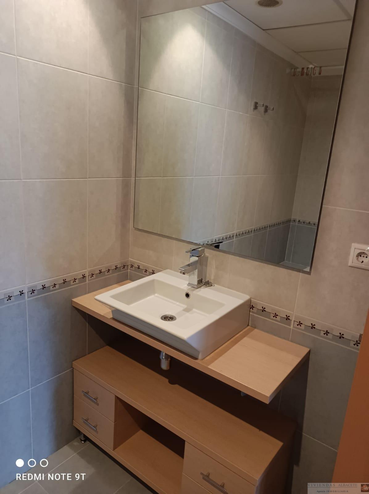 For rent of flat in Albacete