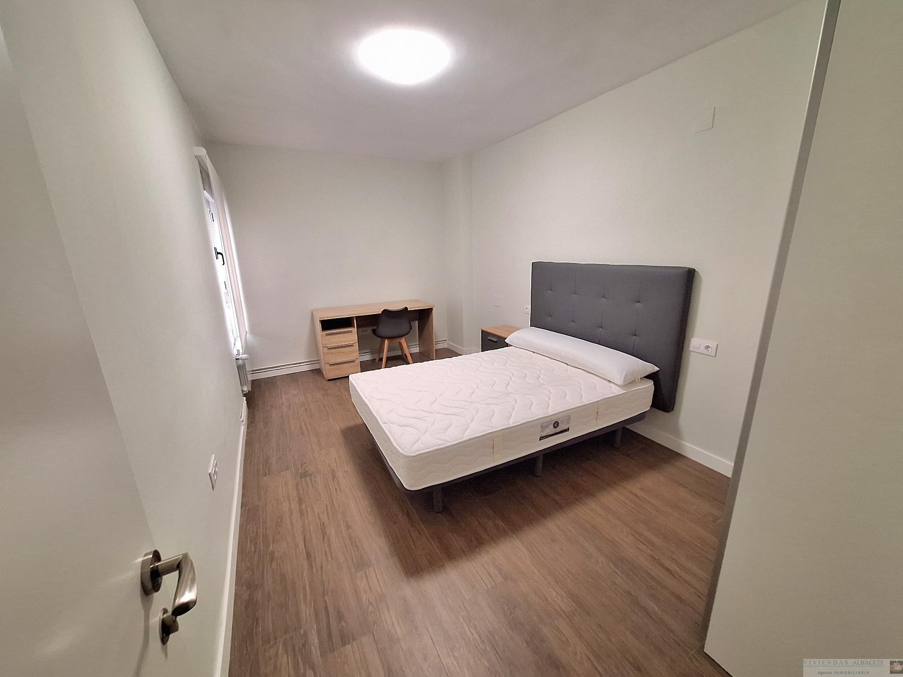 For rent of room in Albacete