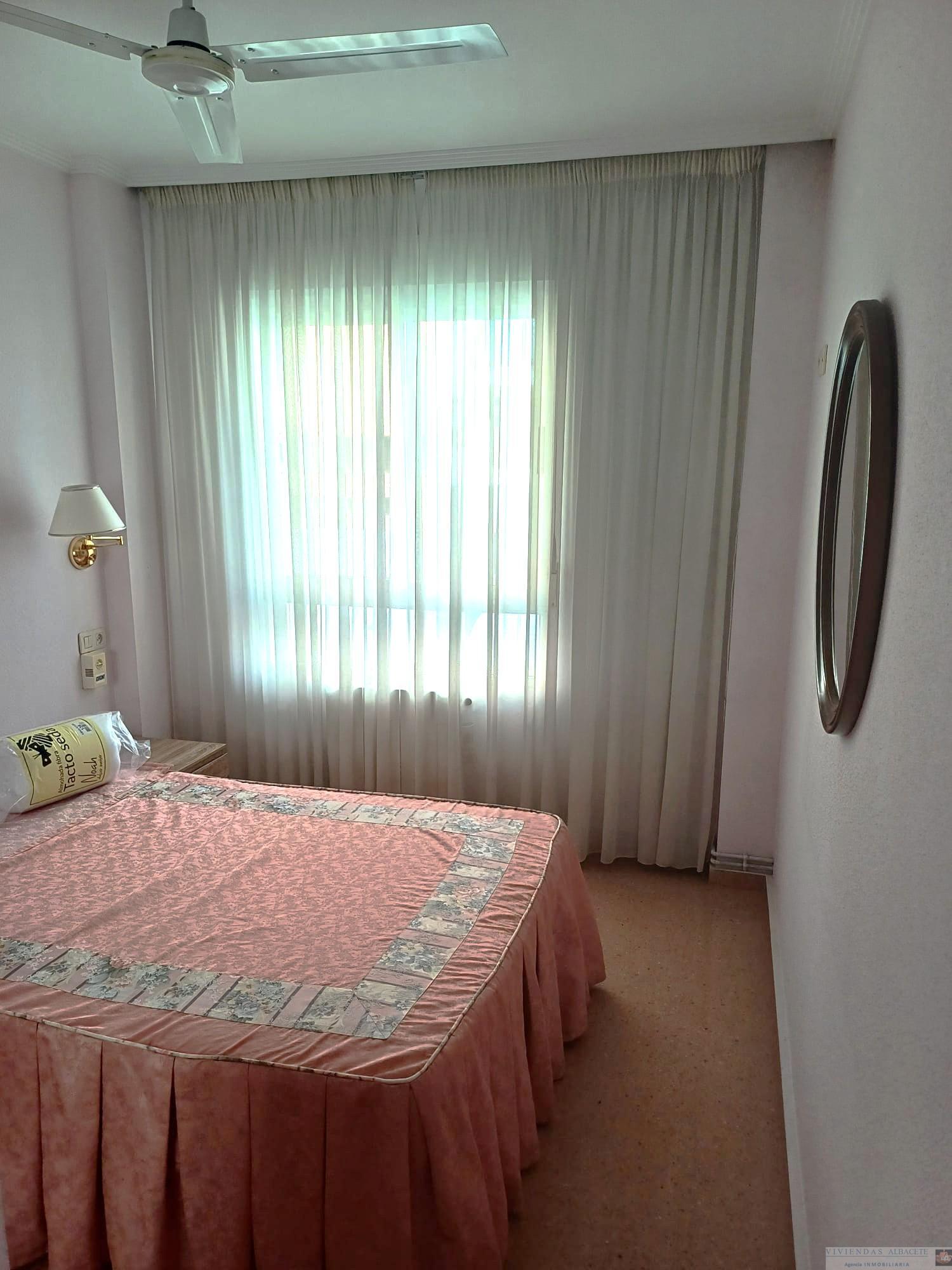 For rent of room in Albacete