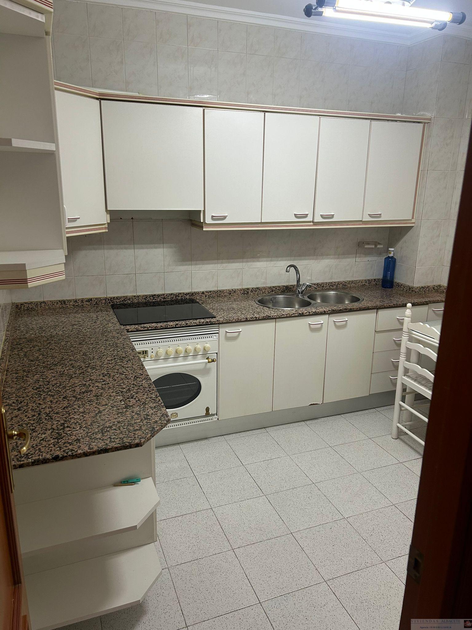 Alquiler de habitación en Albacete