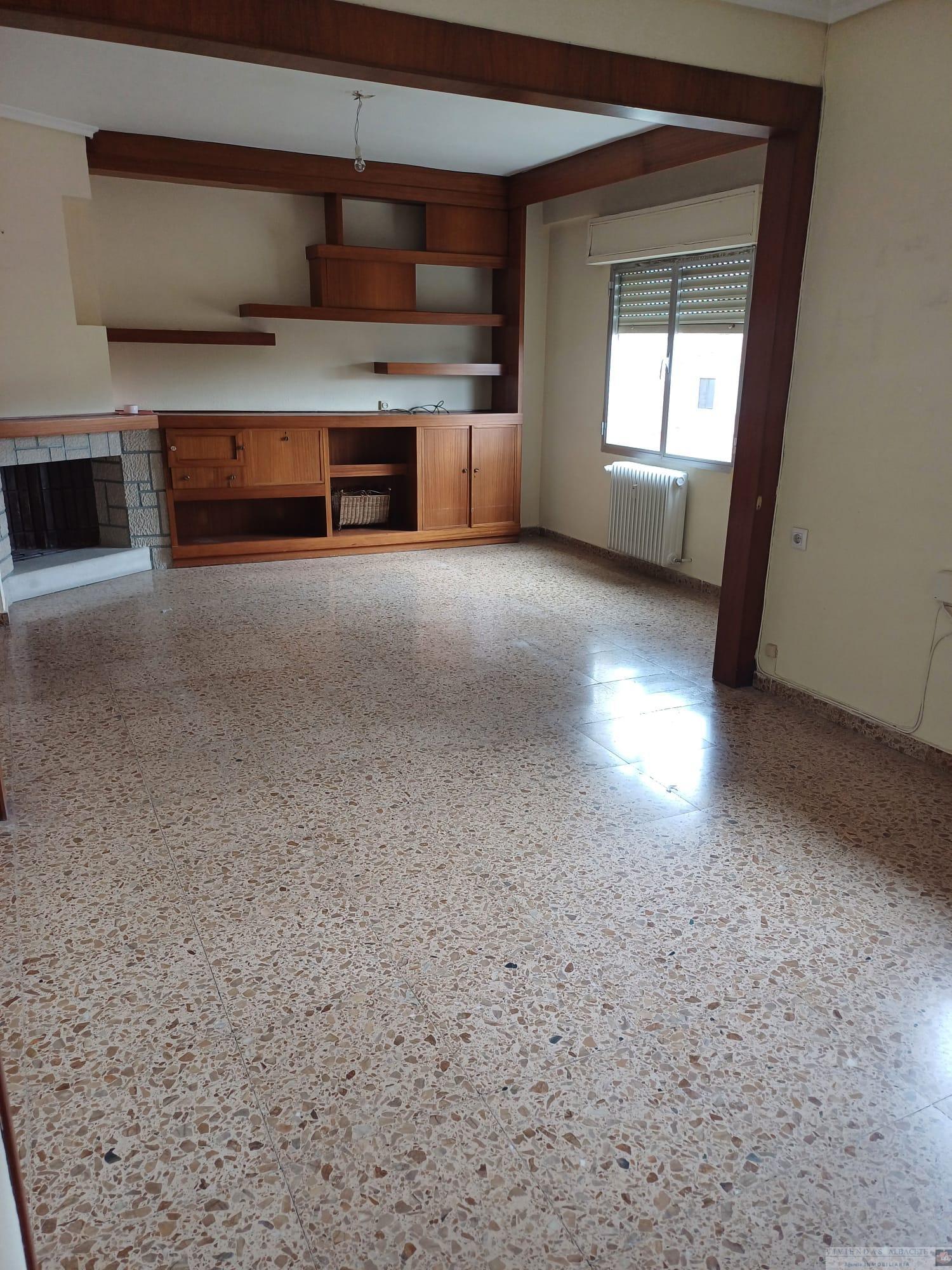 Alquiler de piso en Albacete