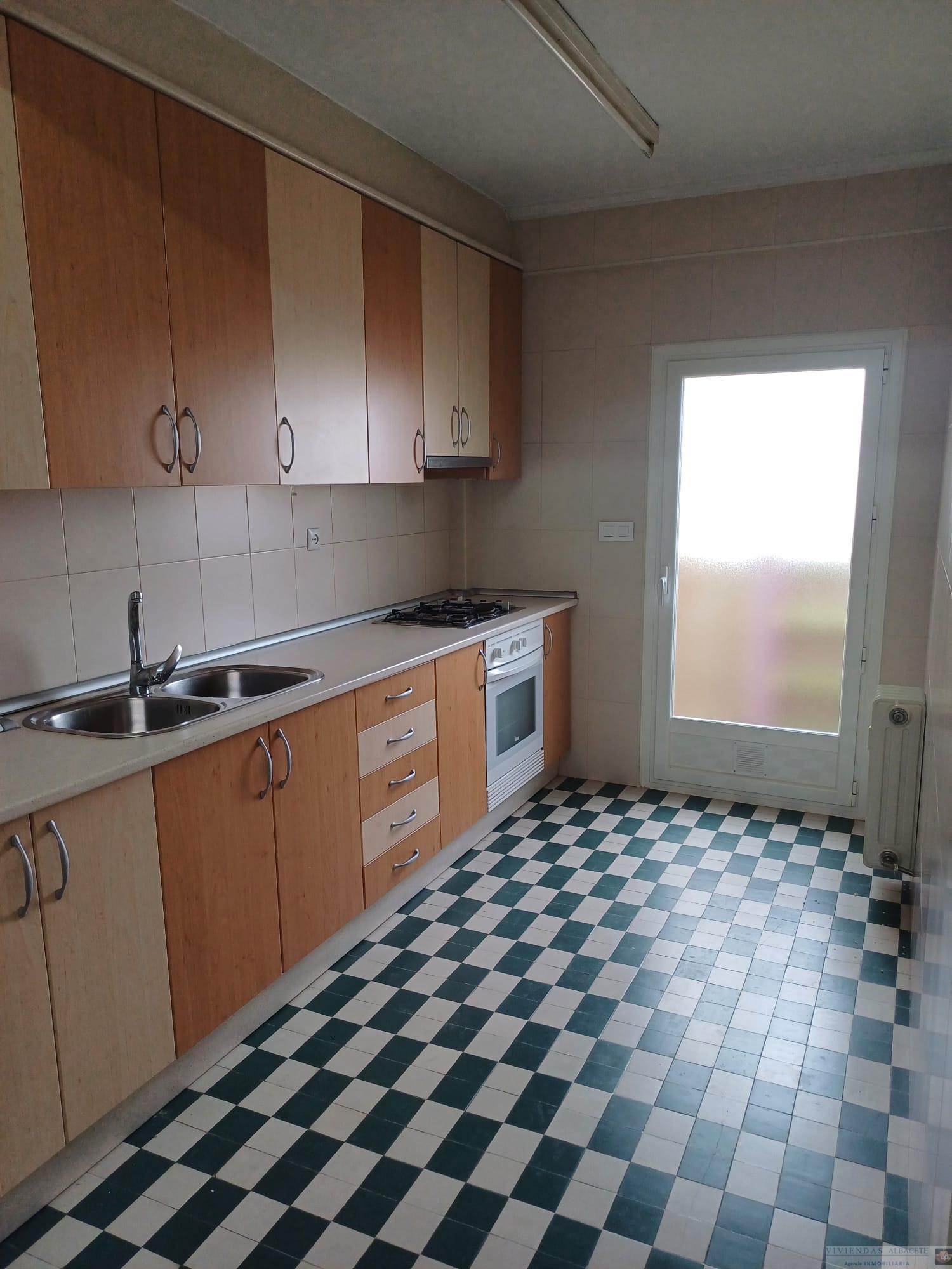 Alquiler de piso en Albacete