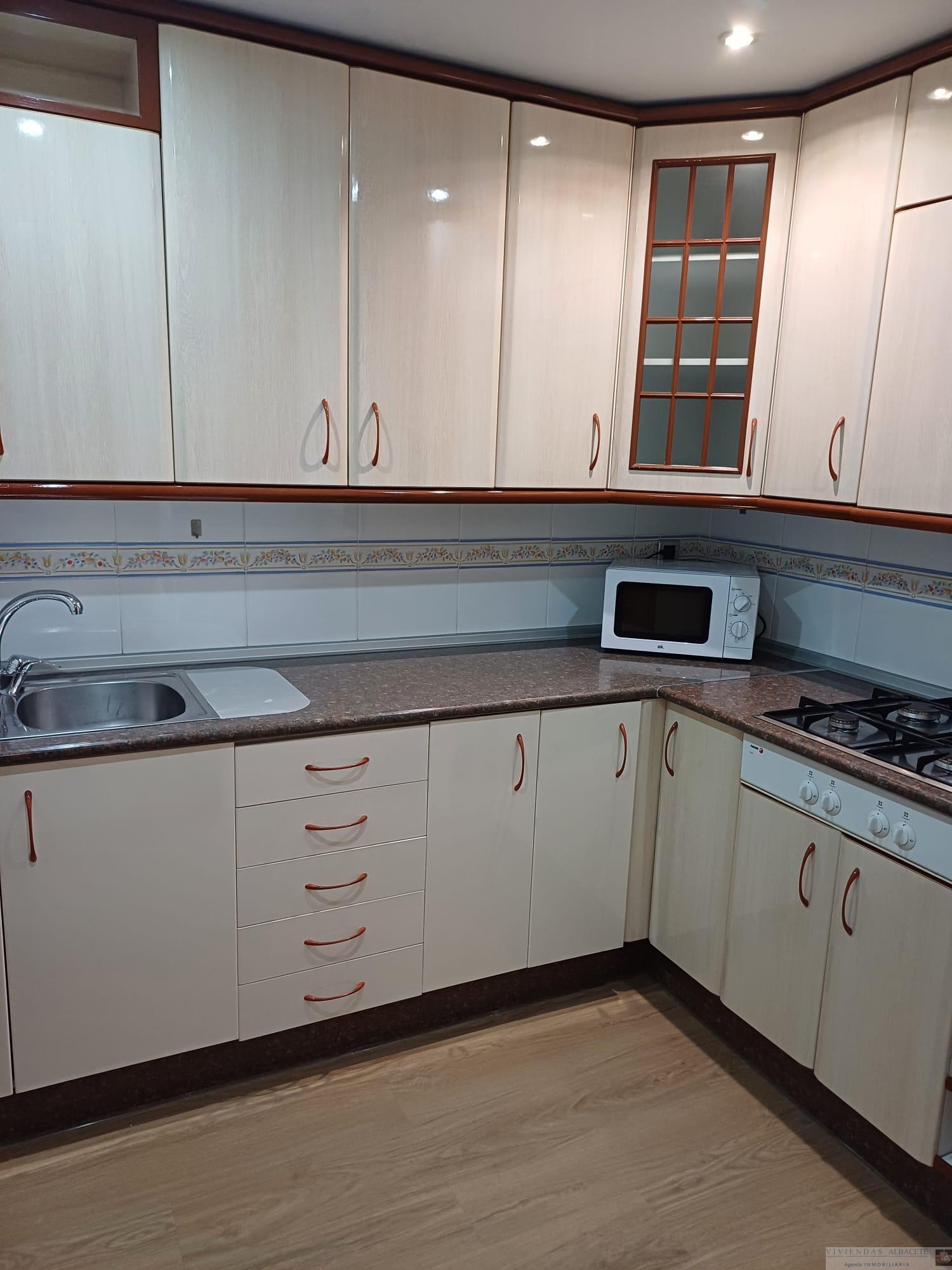 Alquiler de apartamento en Albacete