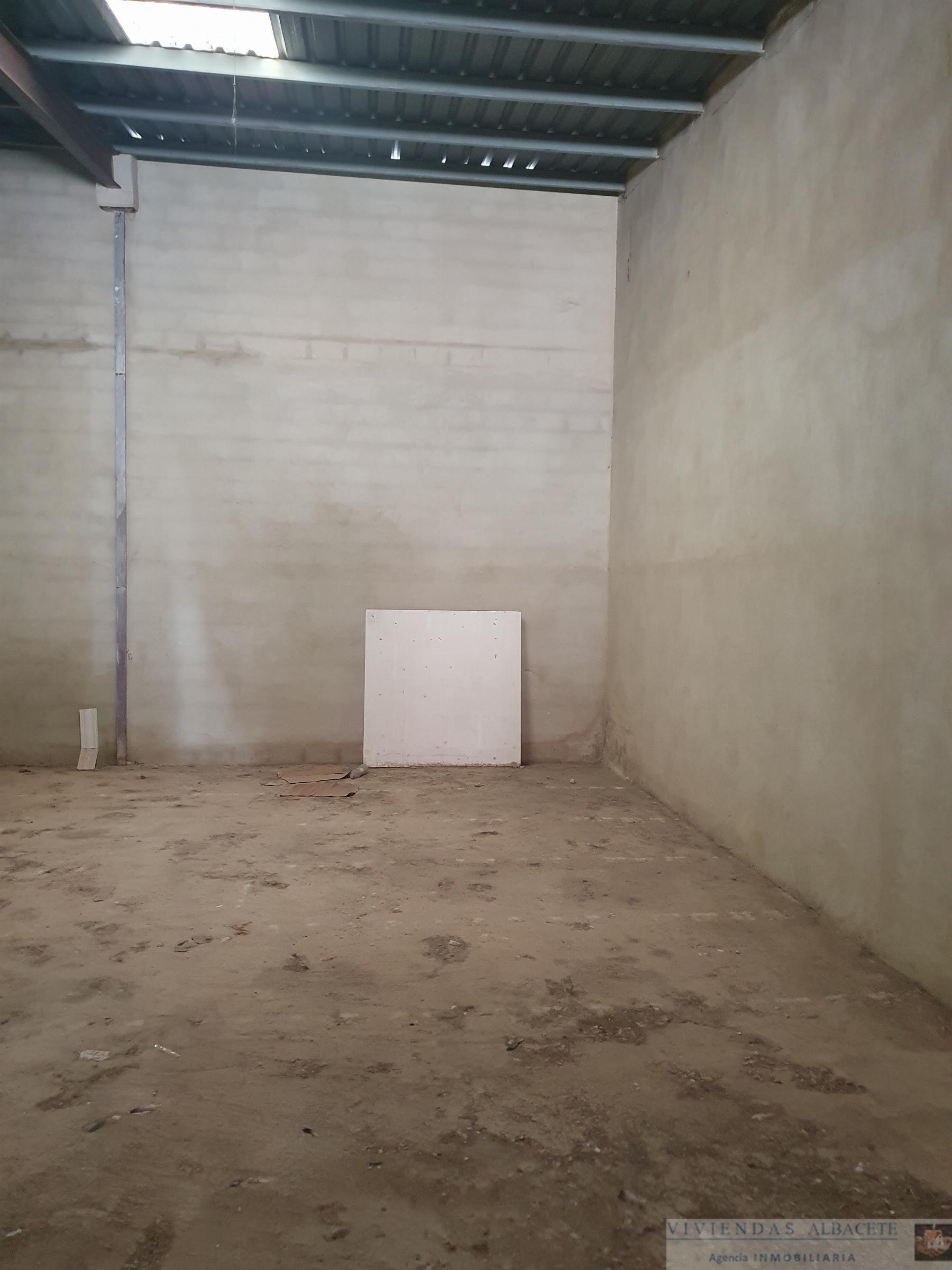 Venta de local en Albacete