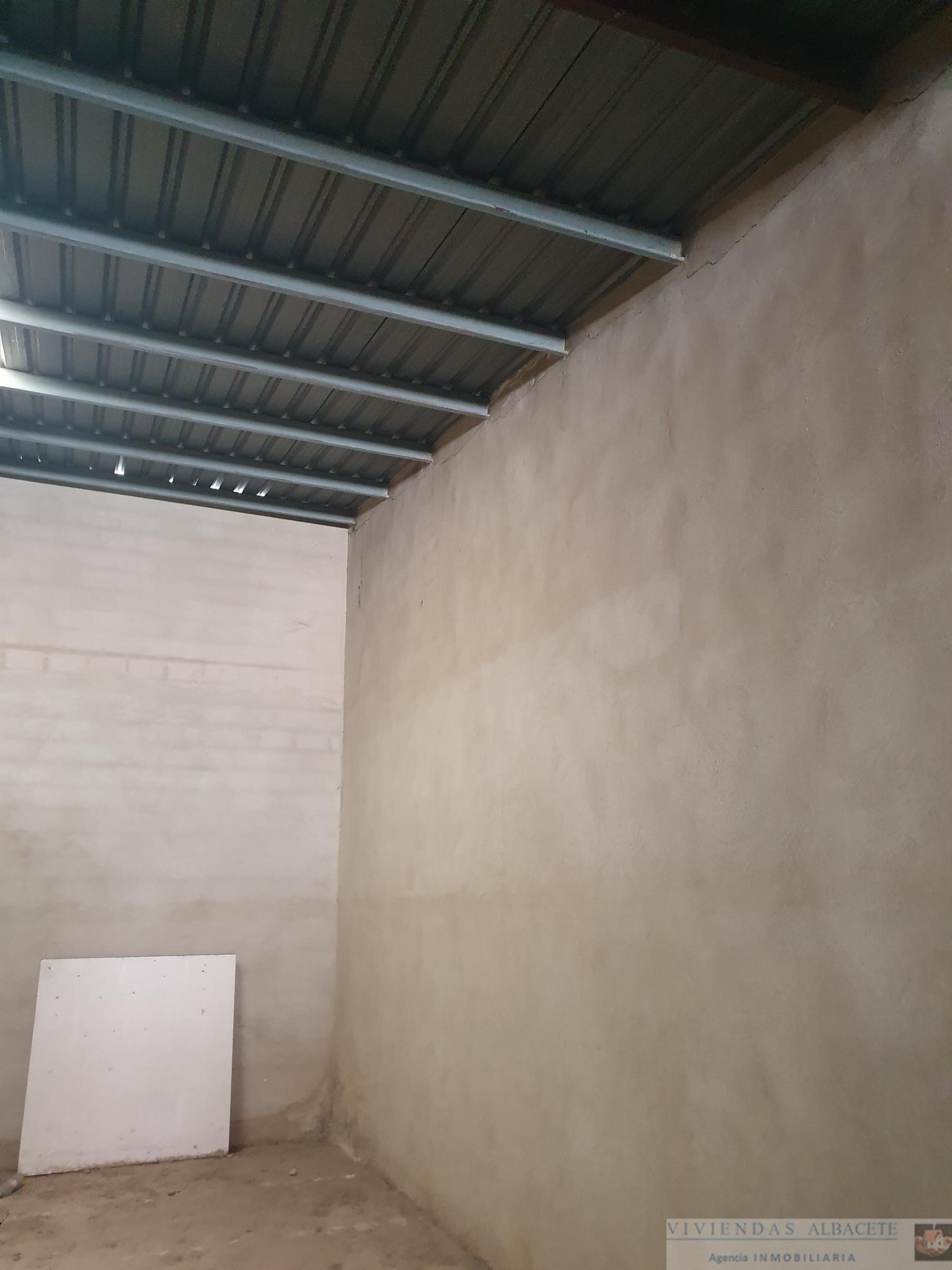 Venta de local en Albacete
