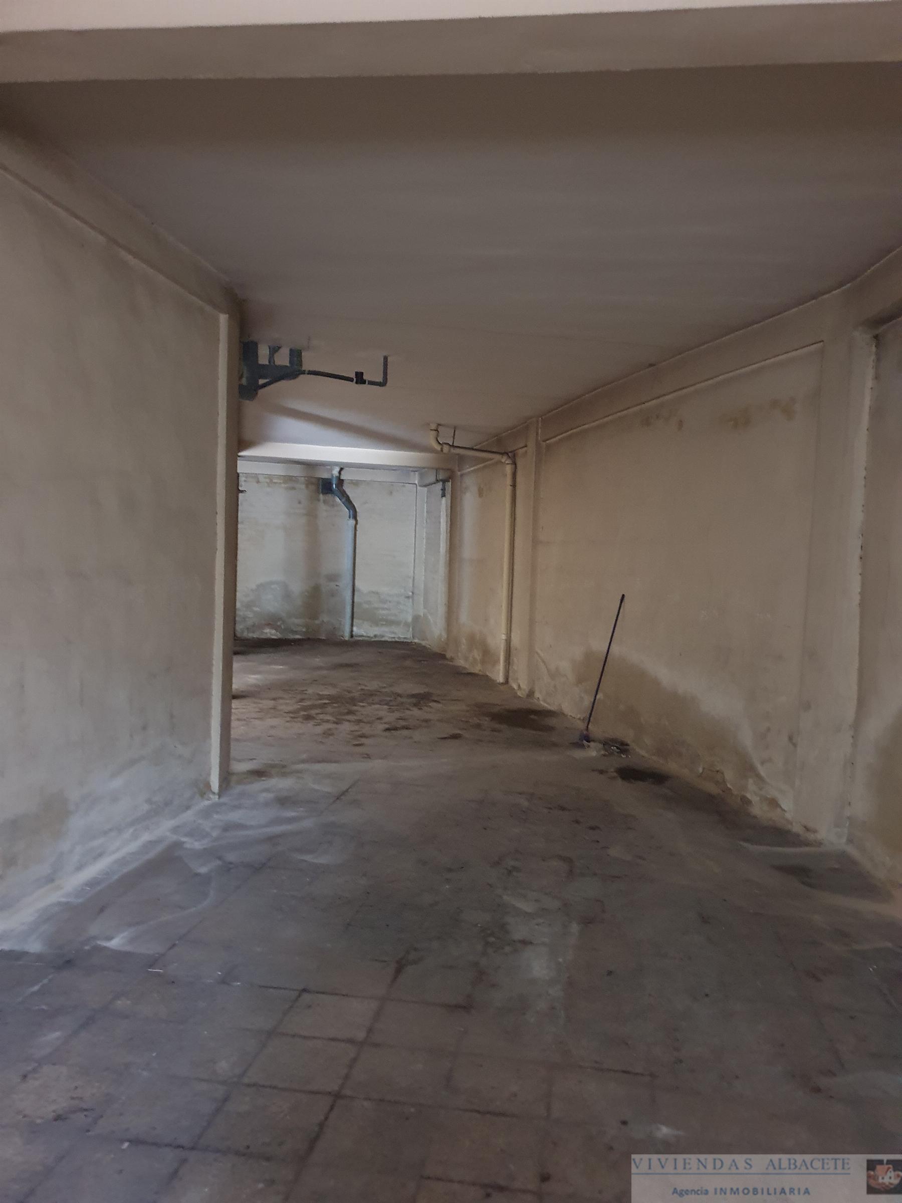Venta de local en Albacete