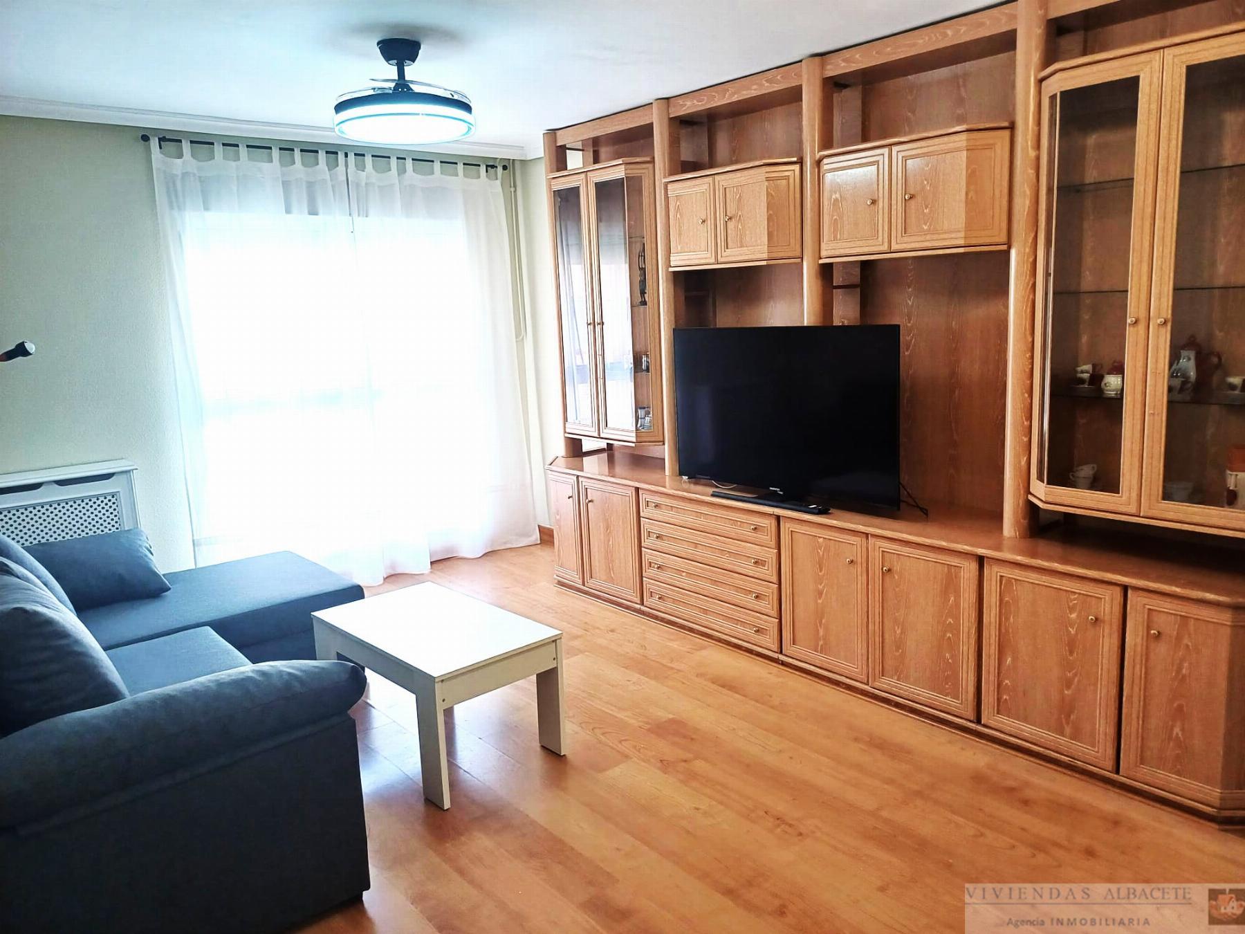 For sale of apartment in Albacete