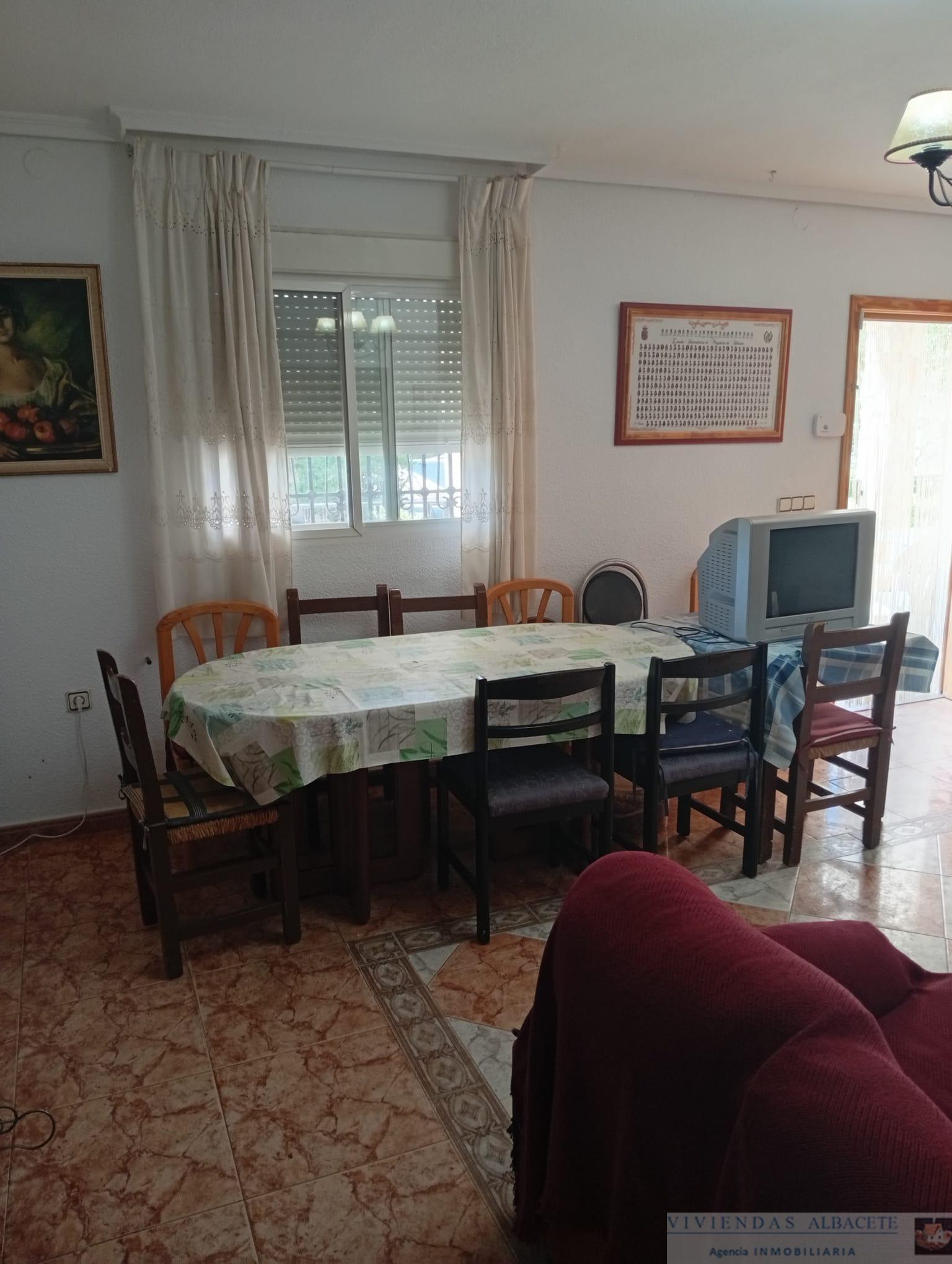 Venta de chalet en Albacete