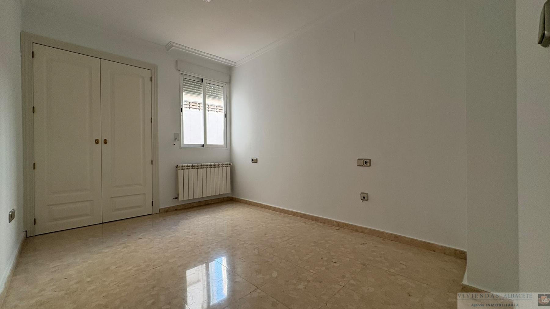 Venta de piso en Albacete