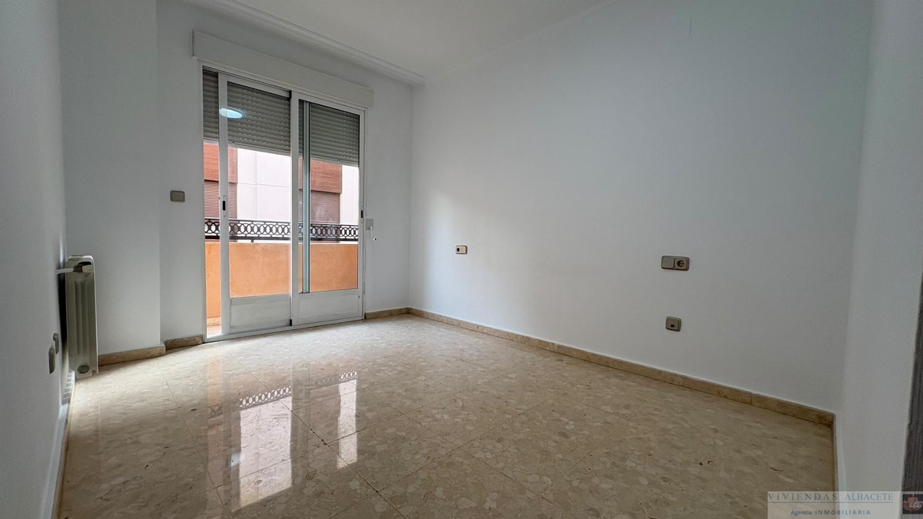 Venta de piso en Albacete