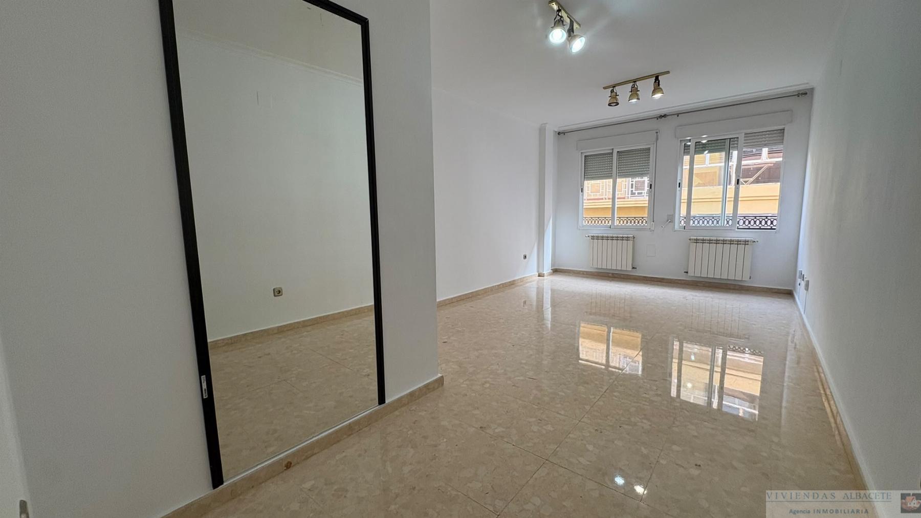 Venta de piso en Albacete