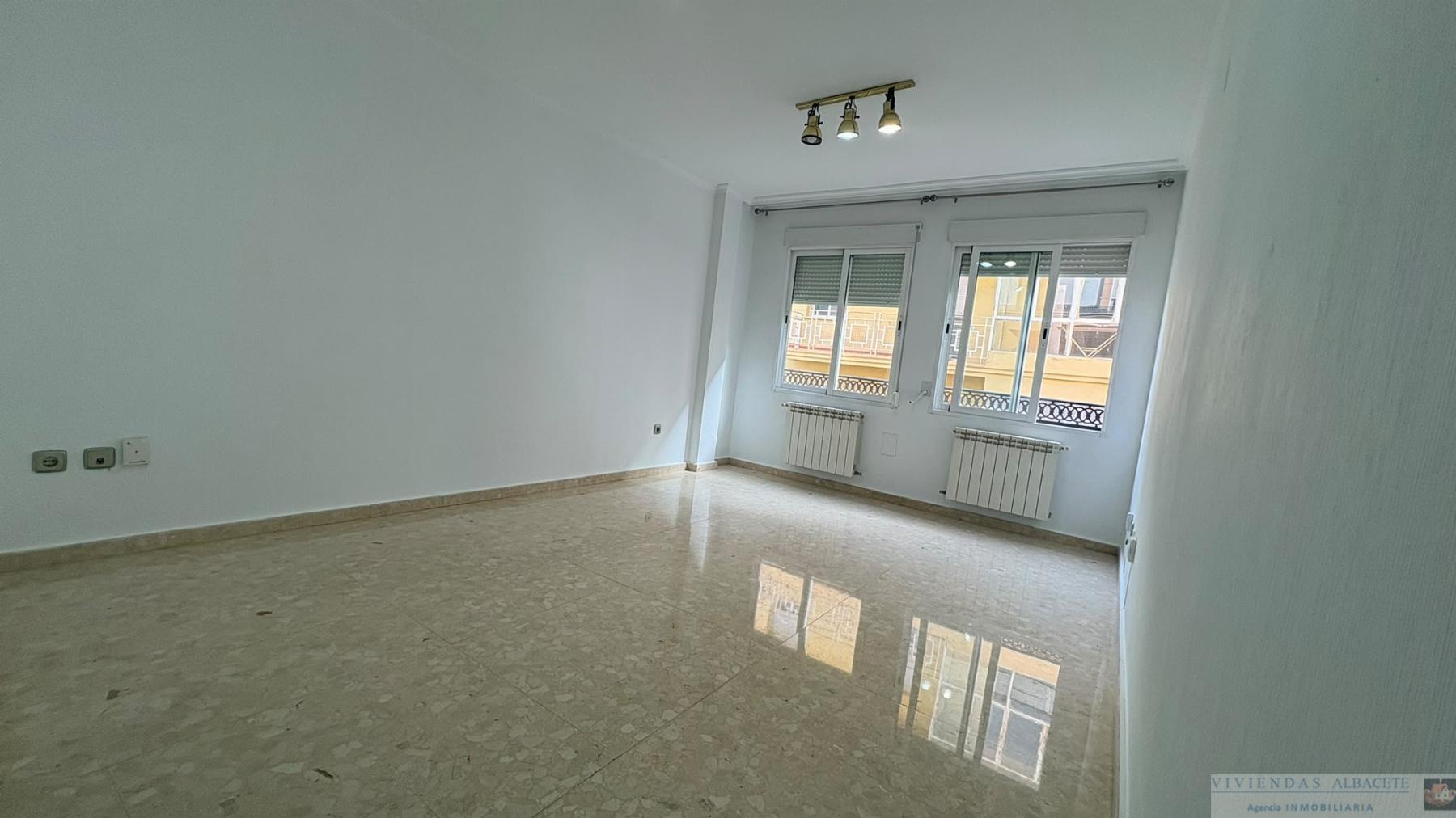 Venta de piso en Albacete