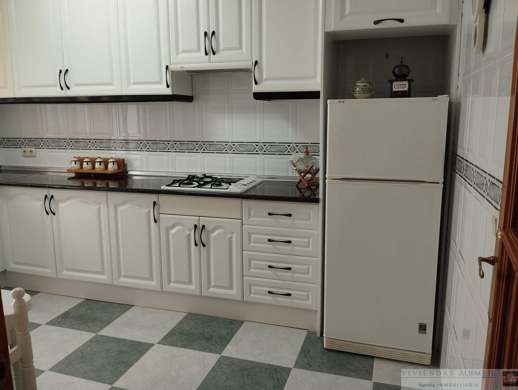 Venta de chalet en Albacete
