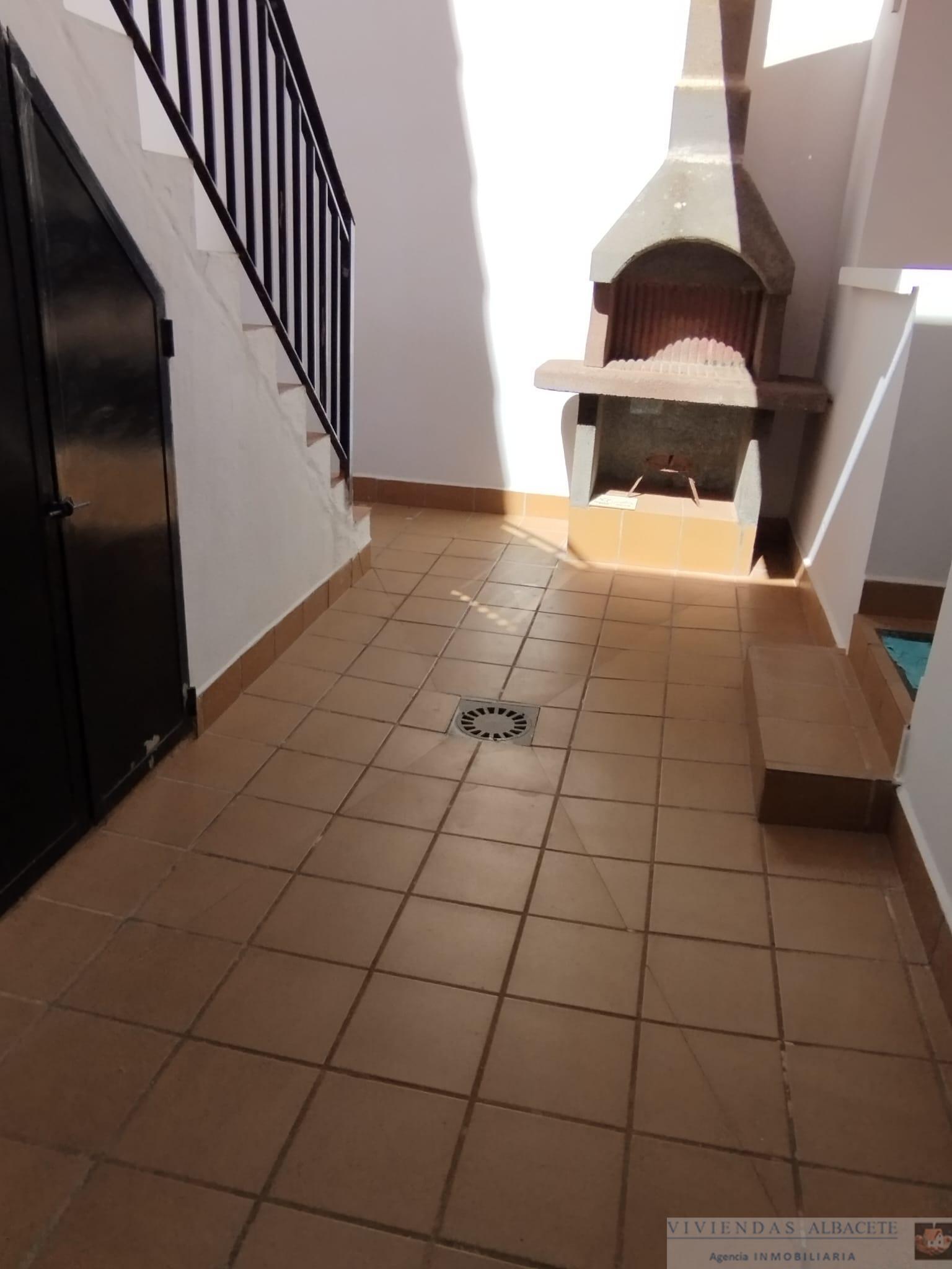 Venta de chalet en Albacete