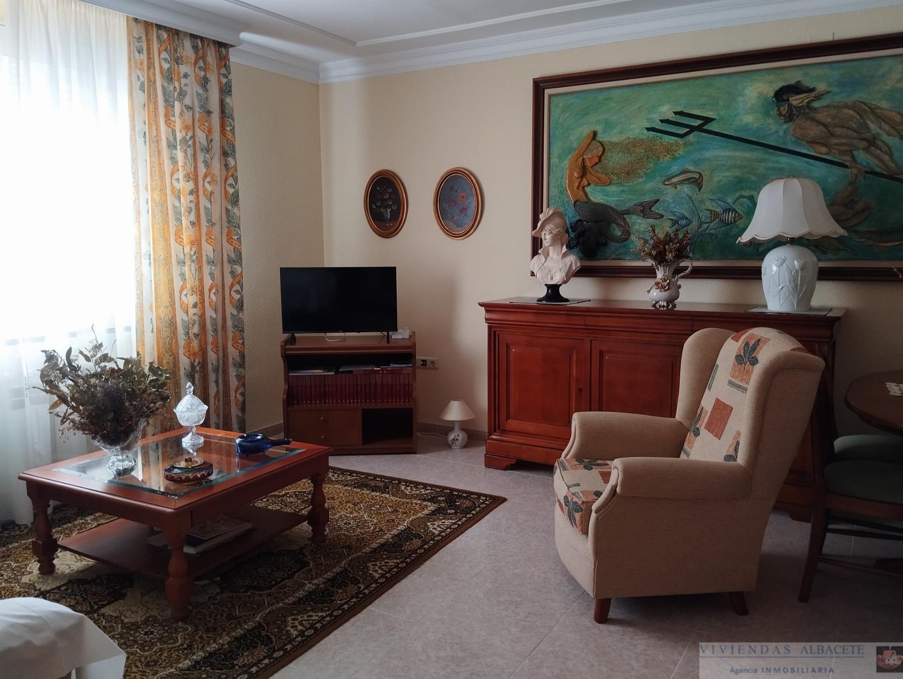 Venta de chalet en Albacete
