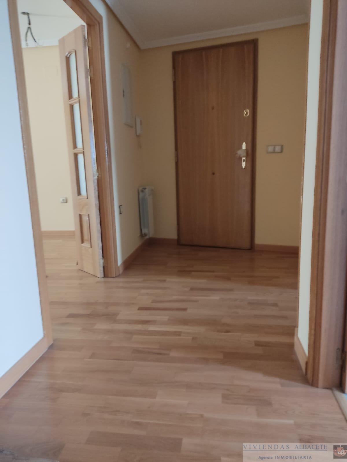Venta de piso en Albacete