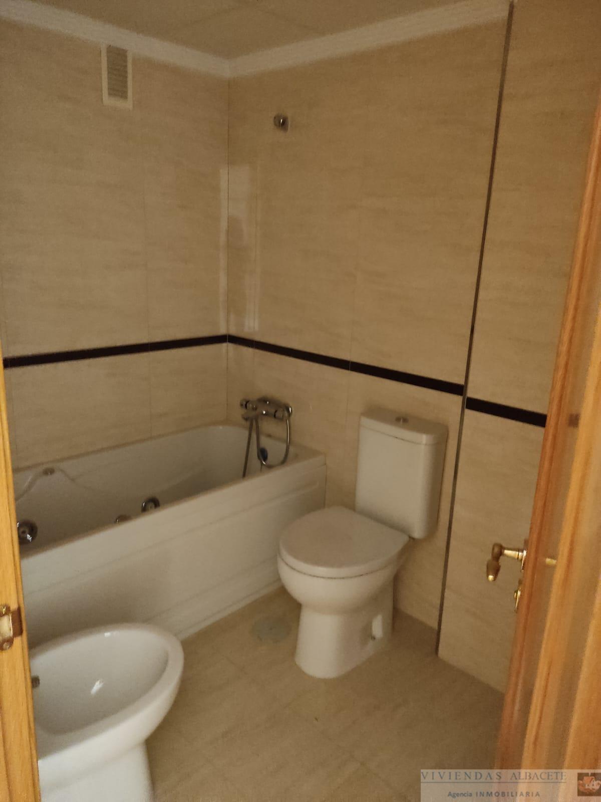 Venta de piso en Albacete