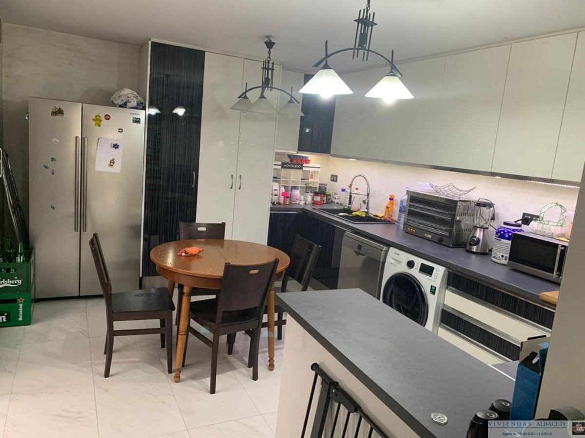 Venta de chalet en Albacete