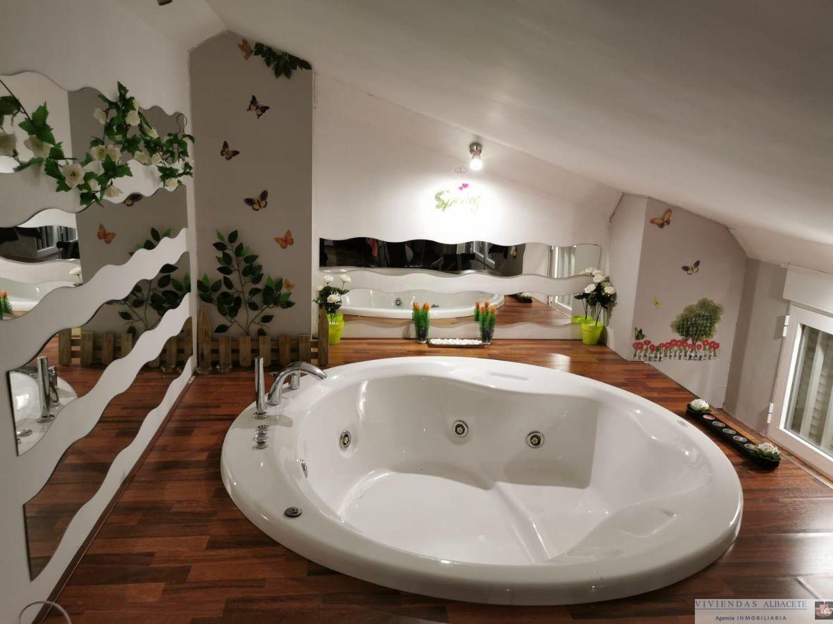 Venta de chalet en Albacete