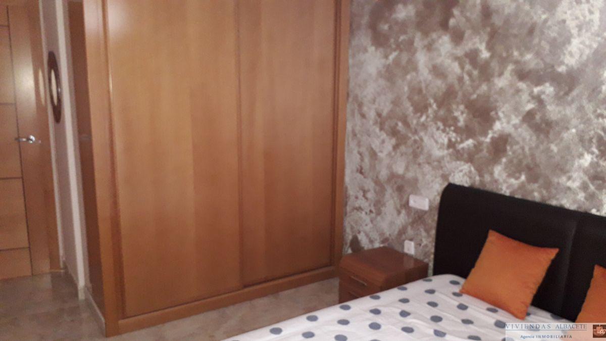 For sale of apartment in Albacete
