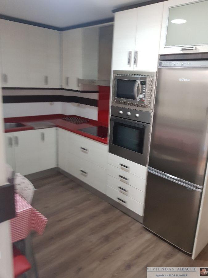 For sale of flat in Albacete