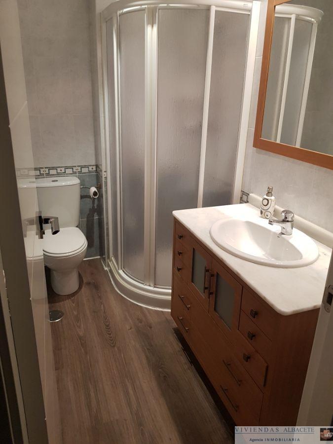 For sale of flat in Albacete