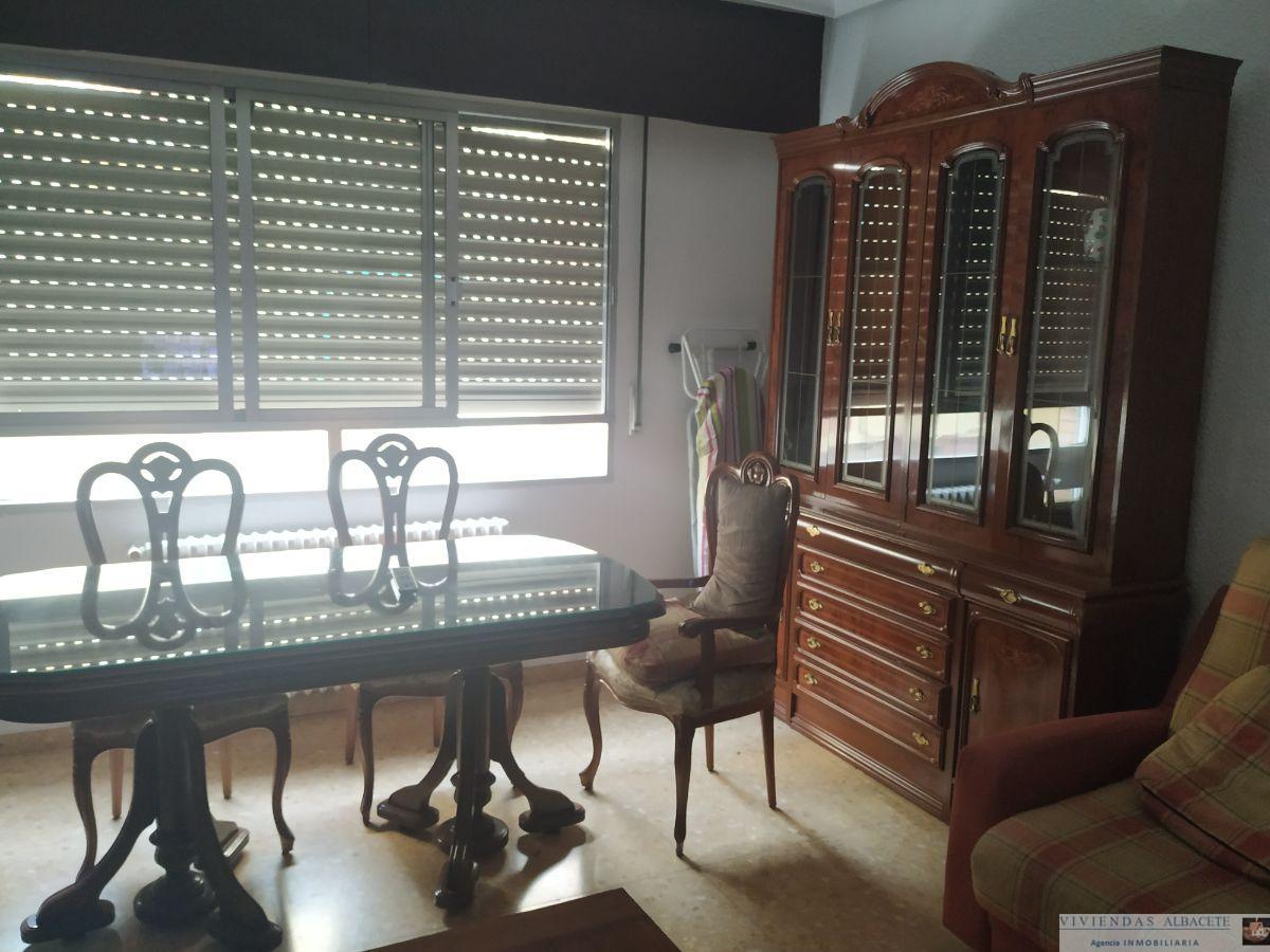 For sale of flat in Albacete