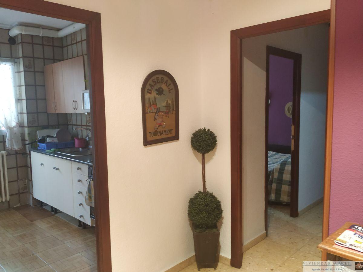 For sale of flat in Albacete